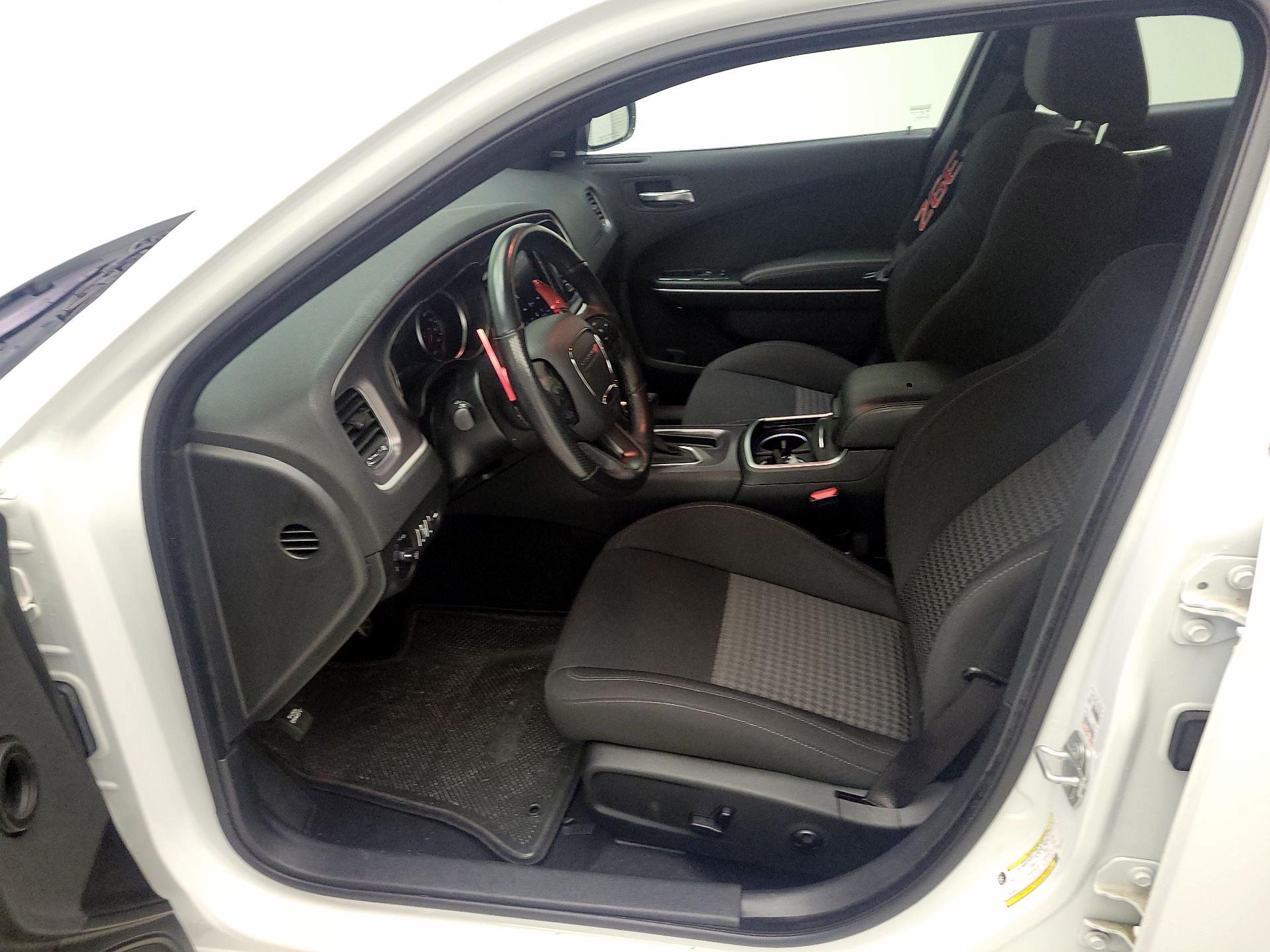 Thumbnail: 2019 Dodge Charger - 9