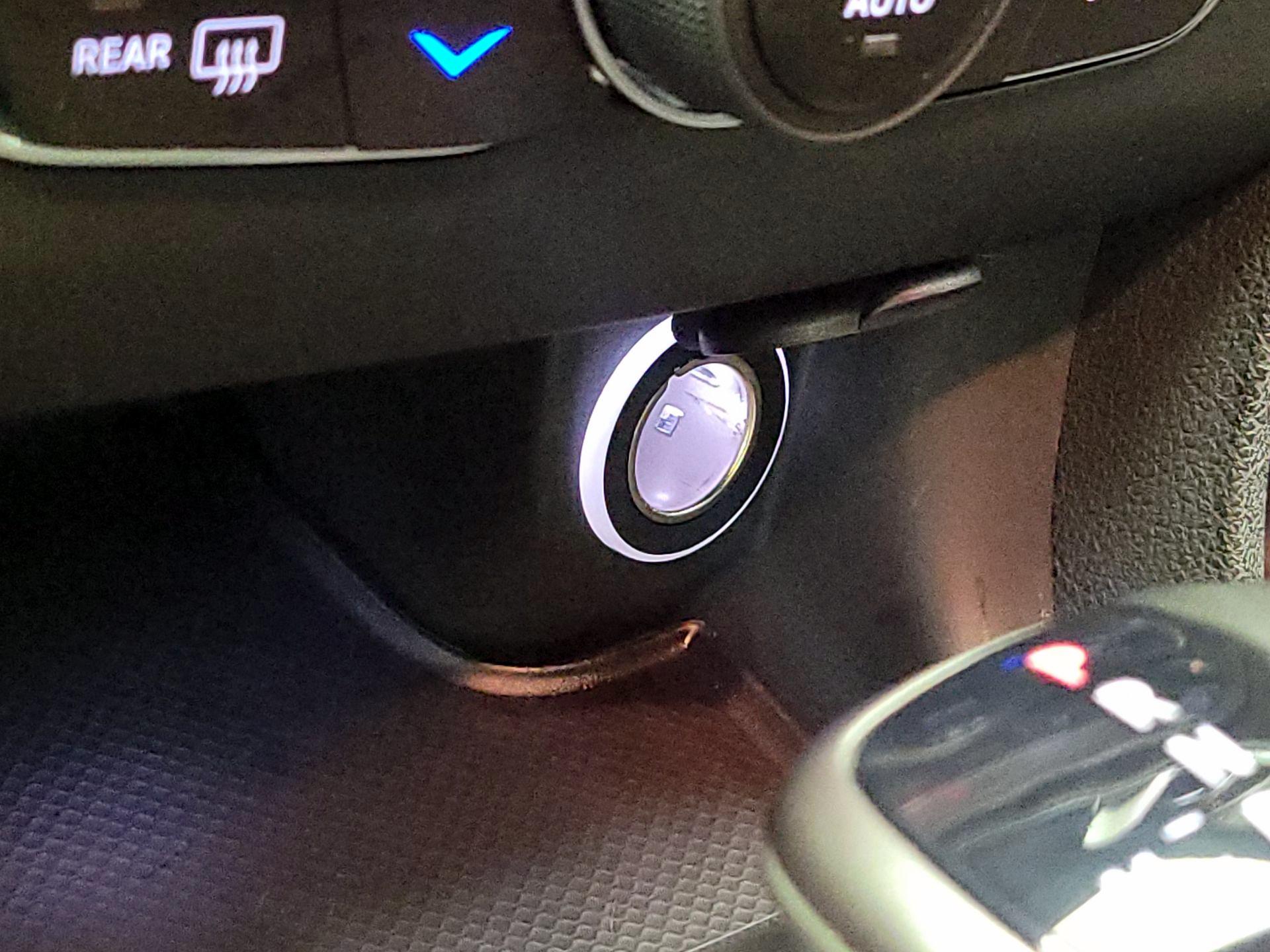 Thumbnail: 2019 Dodge Charger - 16