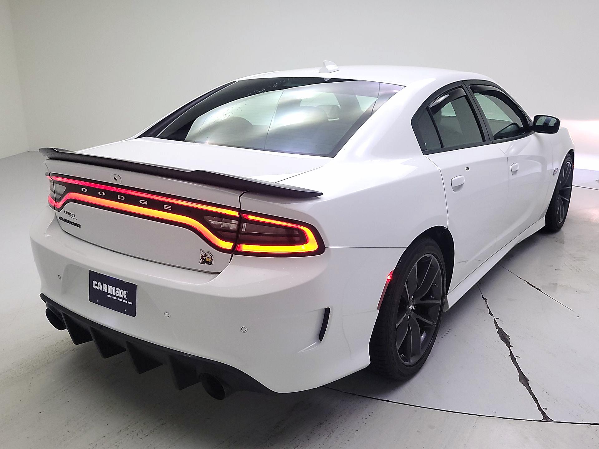 Thumbnail: 2019 Dodge Charger - 5