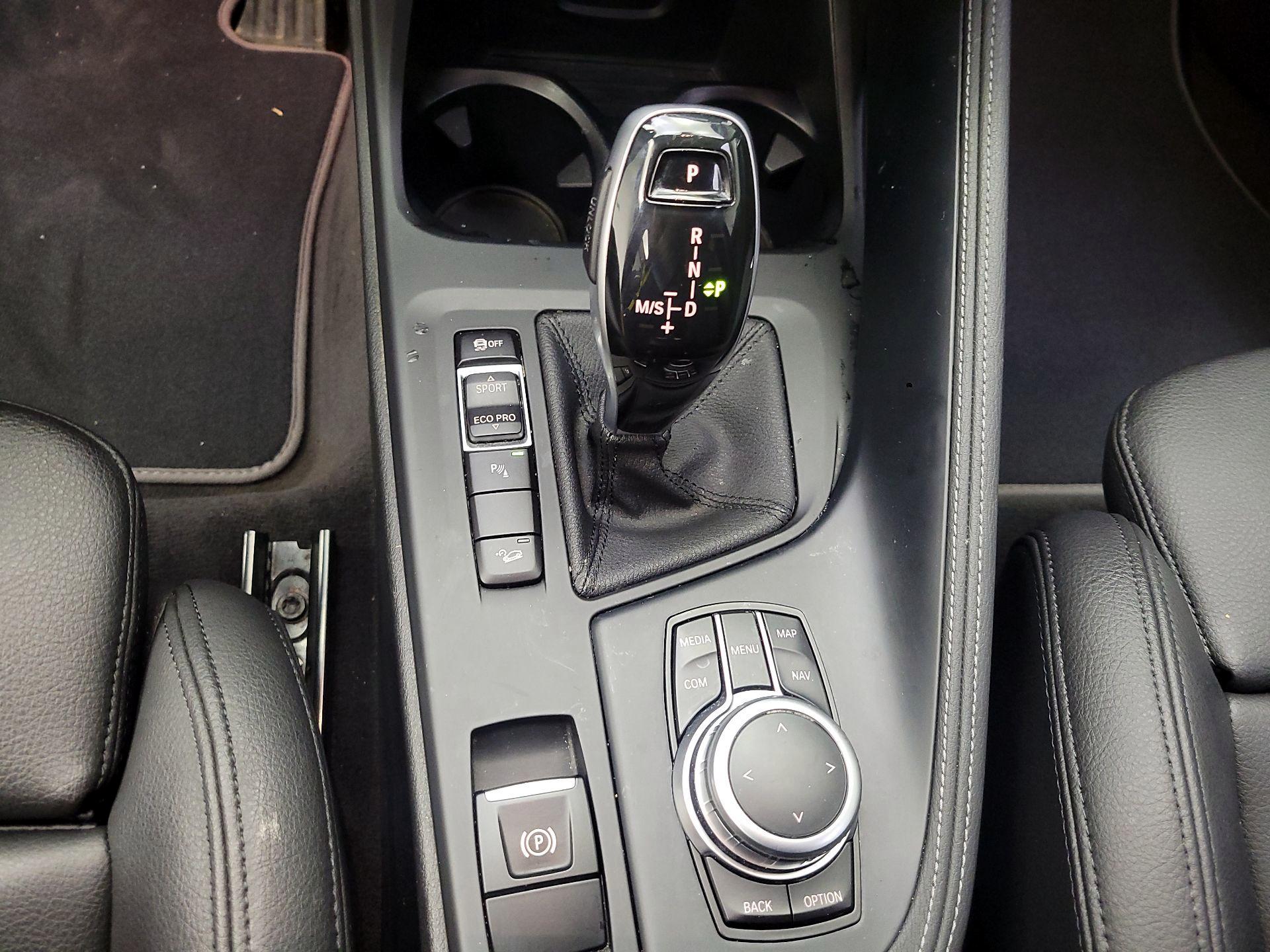 Thumbnail: 2020 BMW X1 - 16