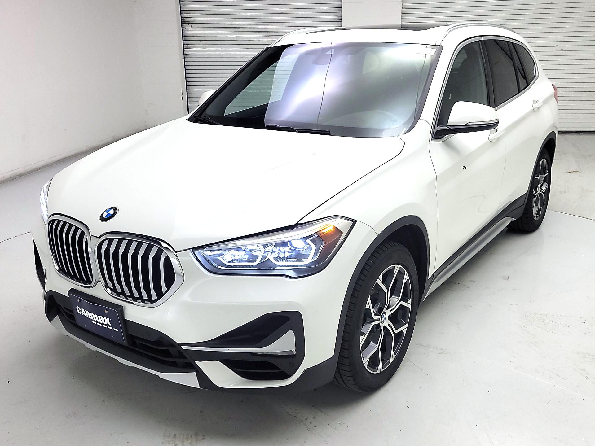 Thumbnail: 2020 BMW X1 - 3