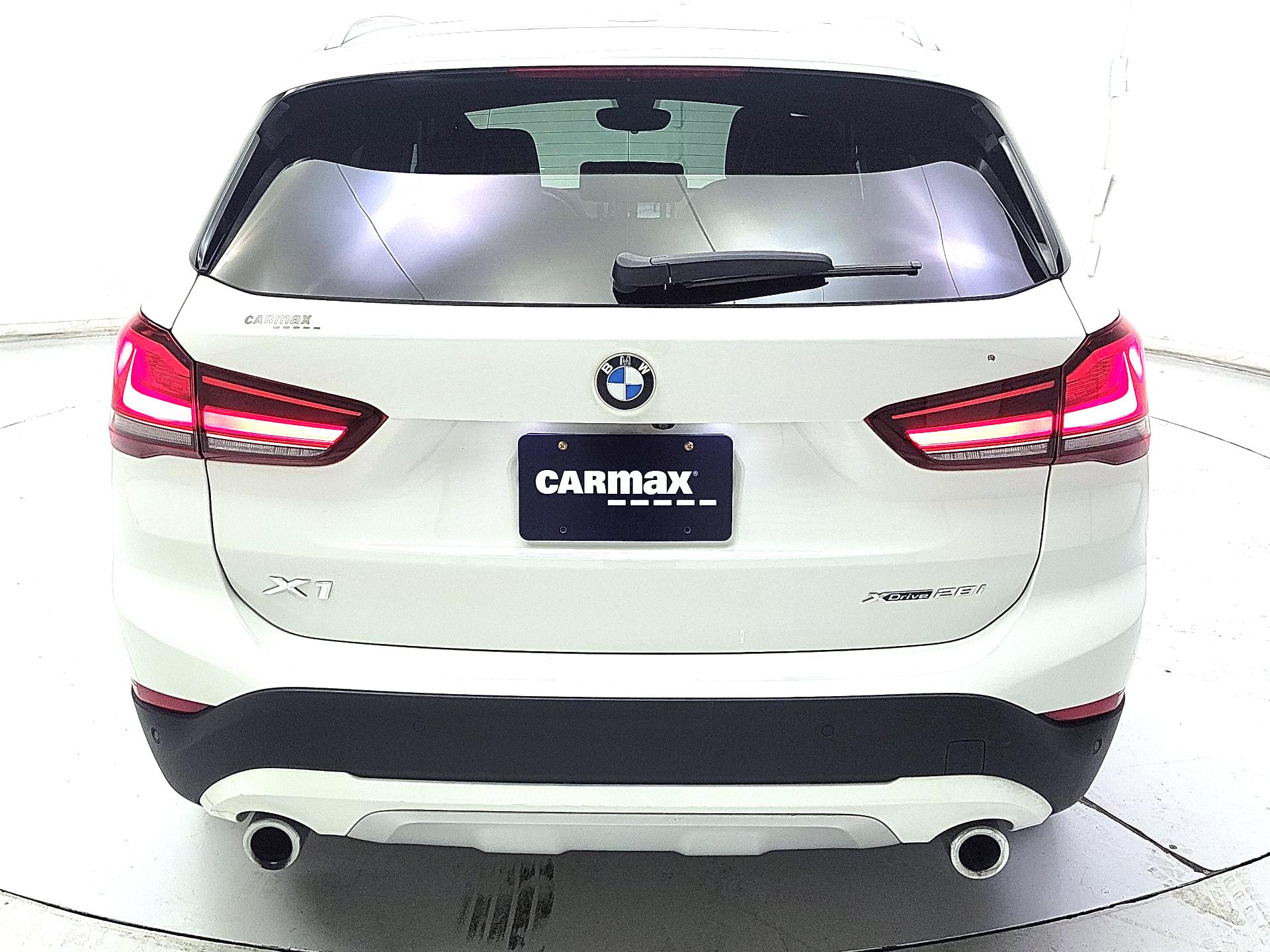 Thumbnail: 2020 BMW X1 - 6