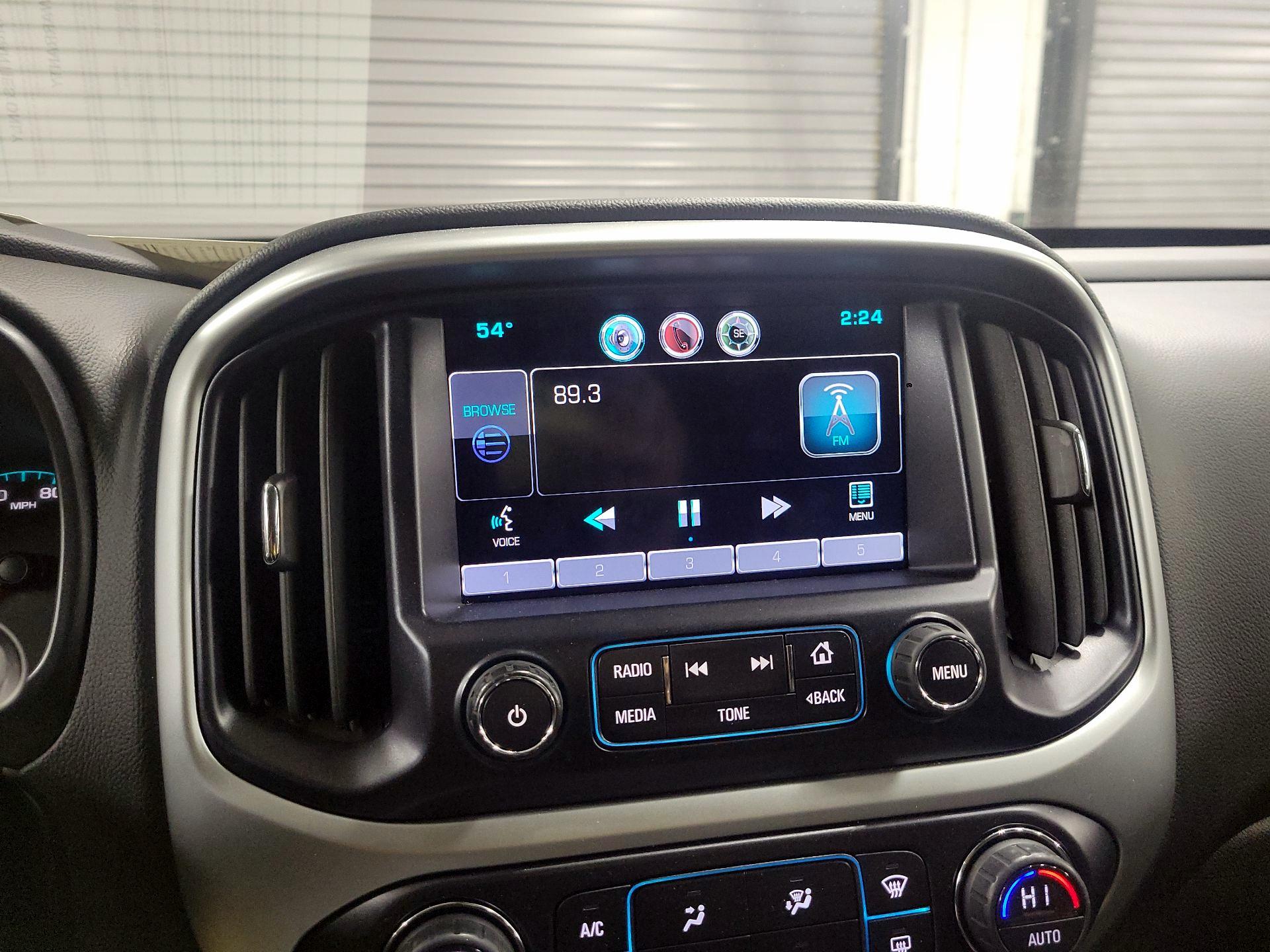 Thumbnail: 2015 Chevrolet Colorado - 16