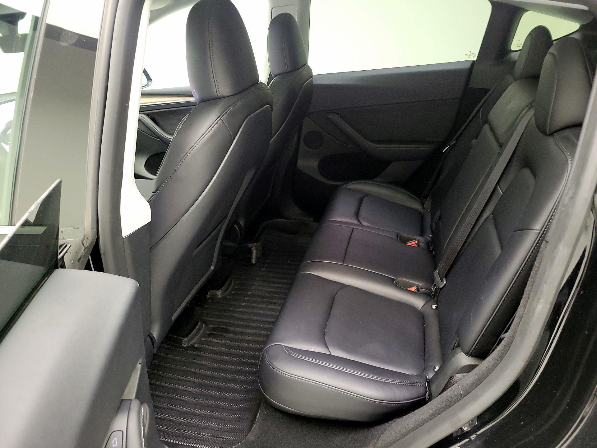 Thumbnail: 2023 Tesla Model Y - 17