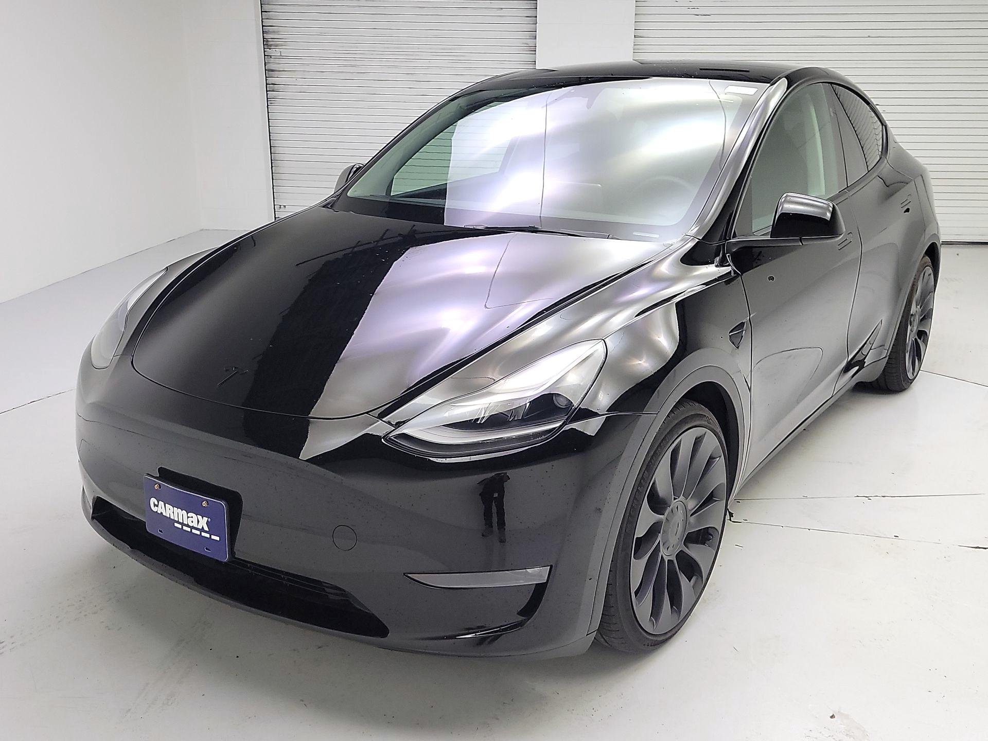 Thumbnail: 2023 Tesla Model Y - 3