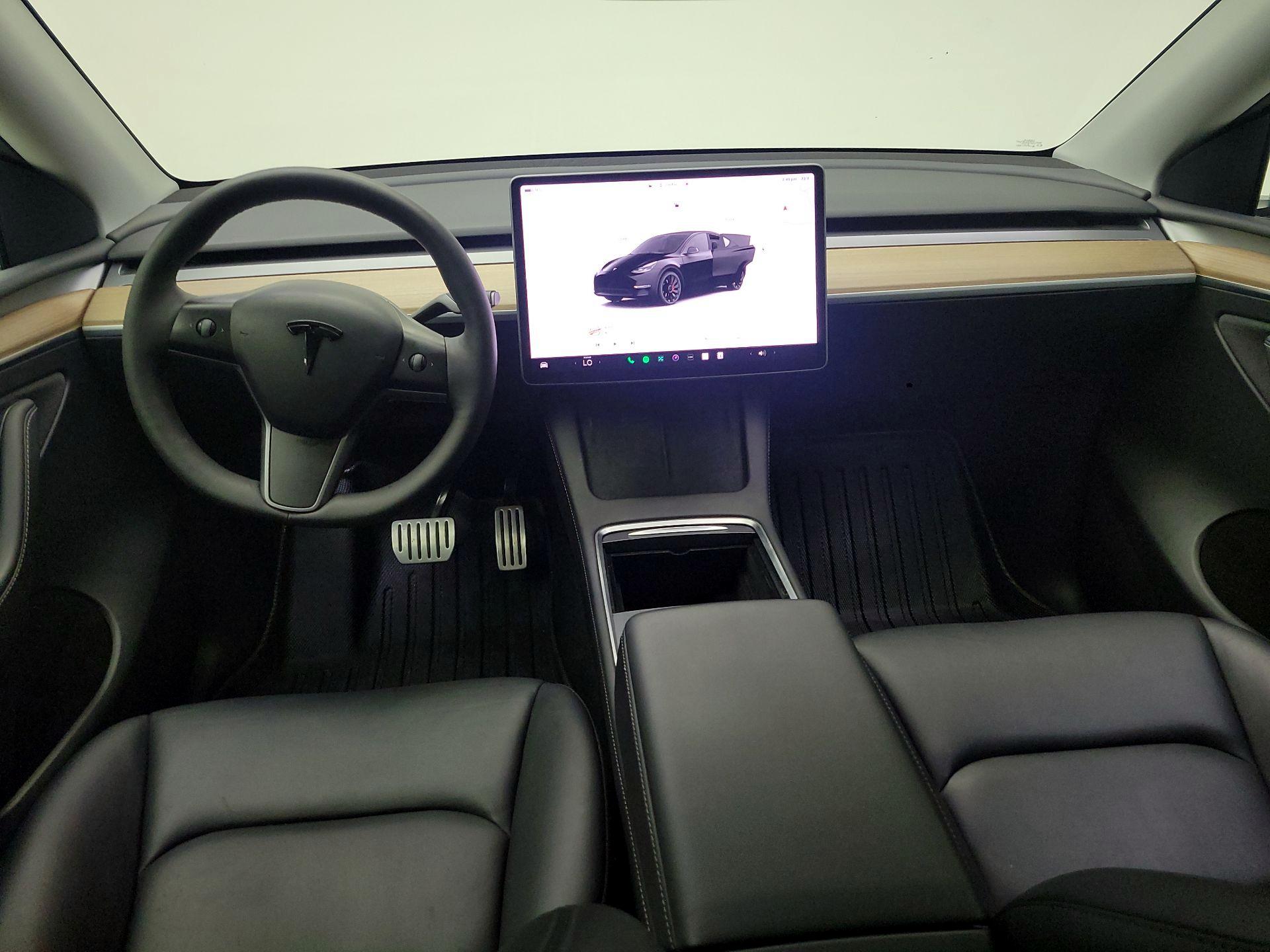 Thumbnail: 2023 Tesla Model Y - 8