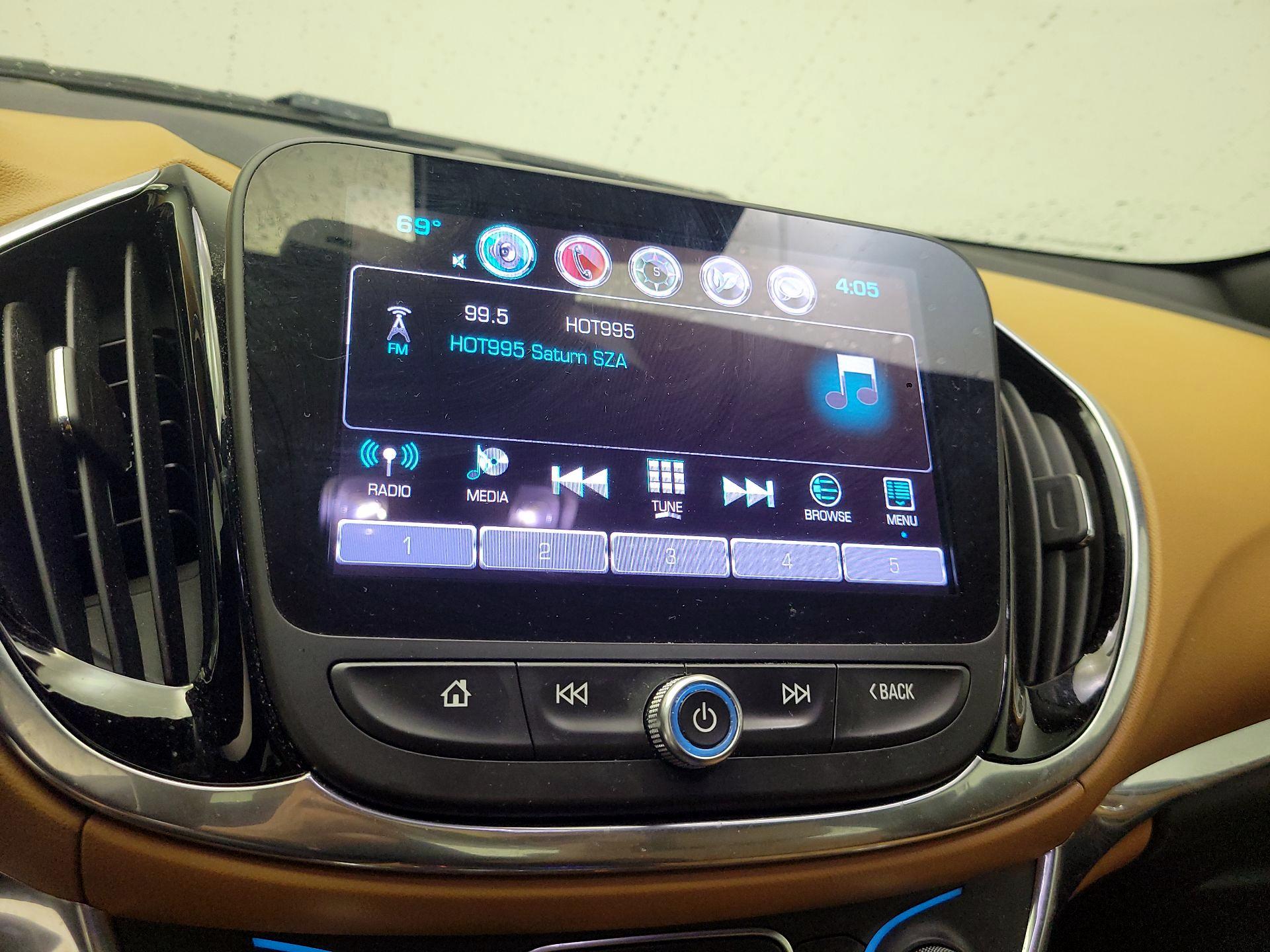 Thumbnail: 2017 Chevrolet Volt - 14