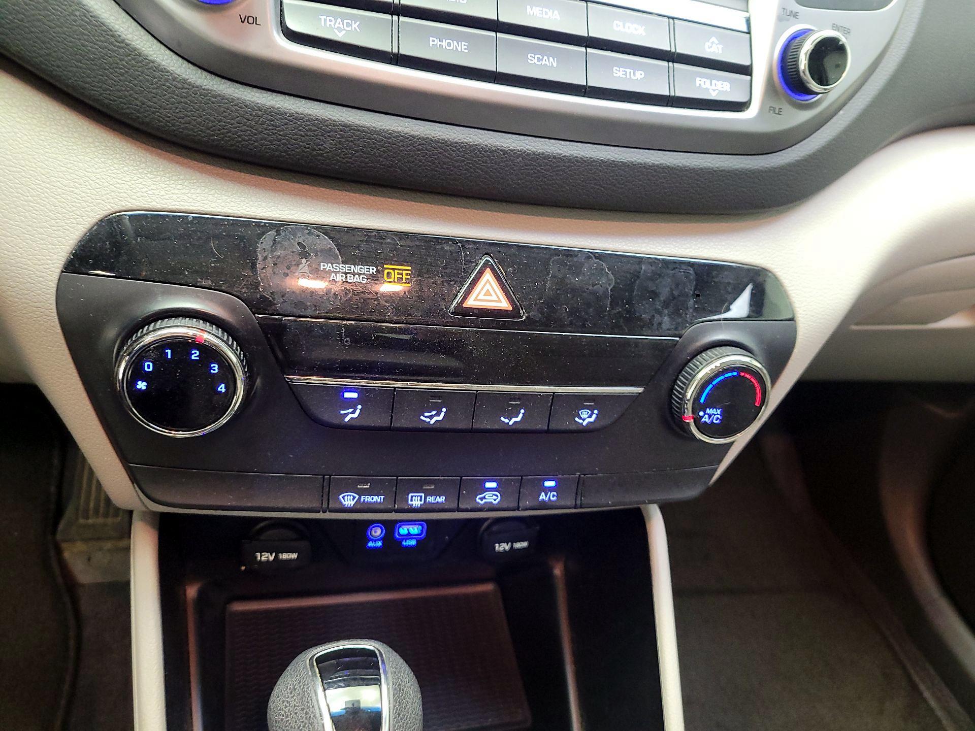 Thumbnail: 2016 Hyundai Tucson - 14