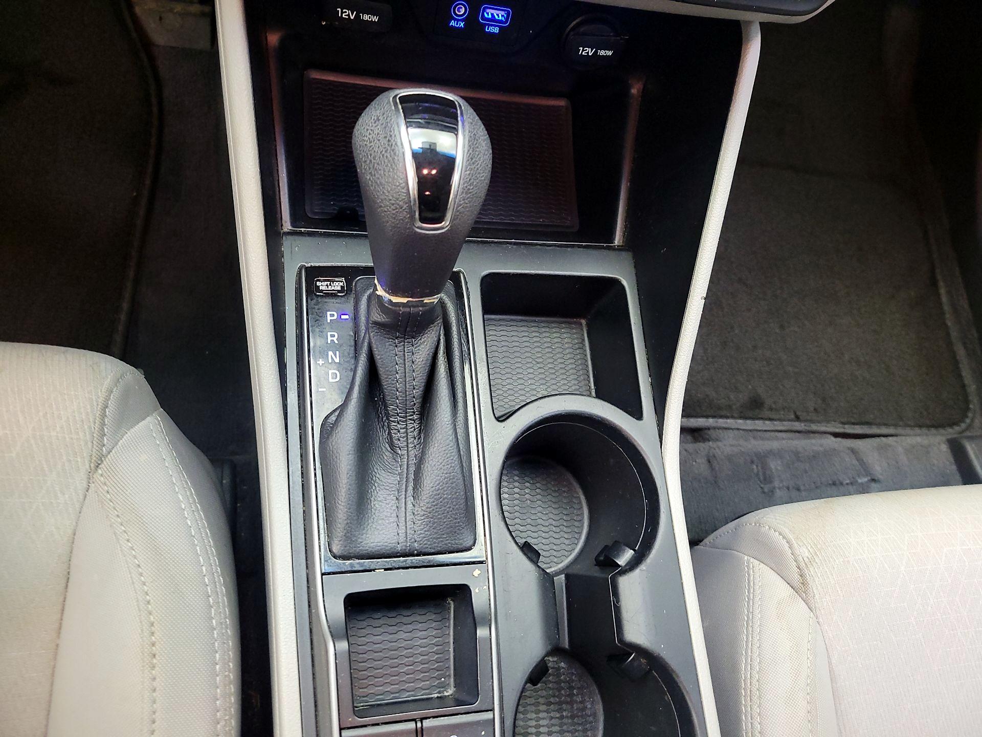 Thumbnail: 2016 Hyundai Tucson - 15