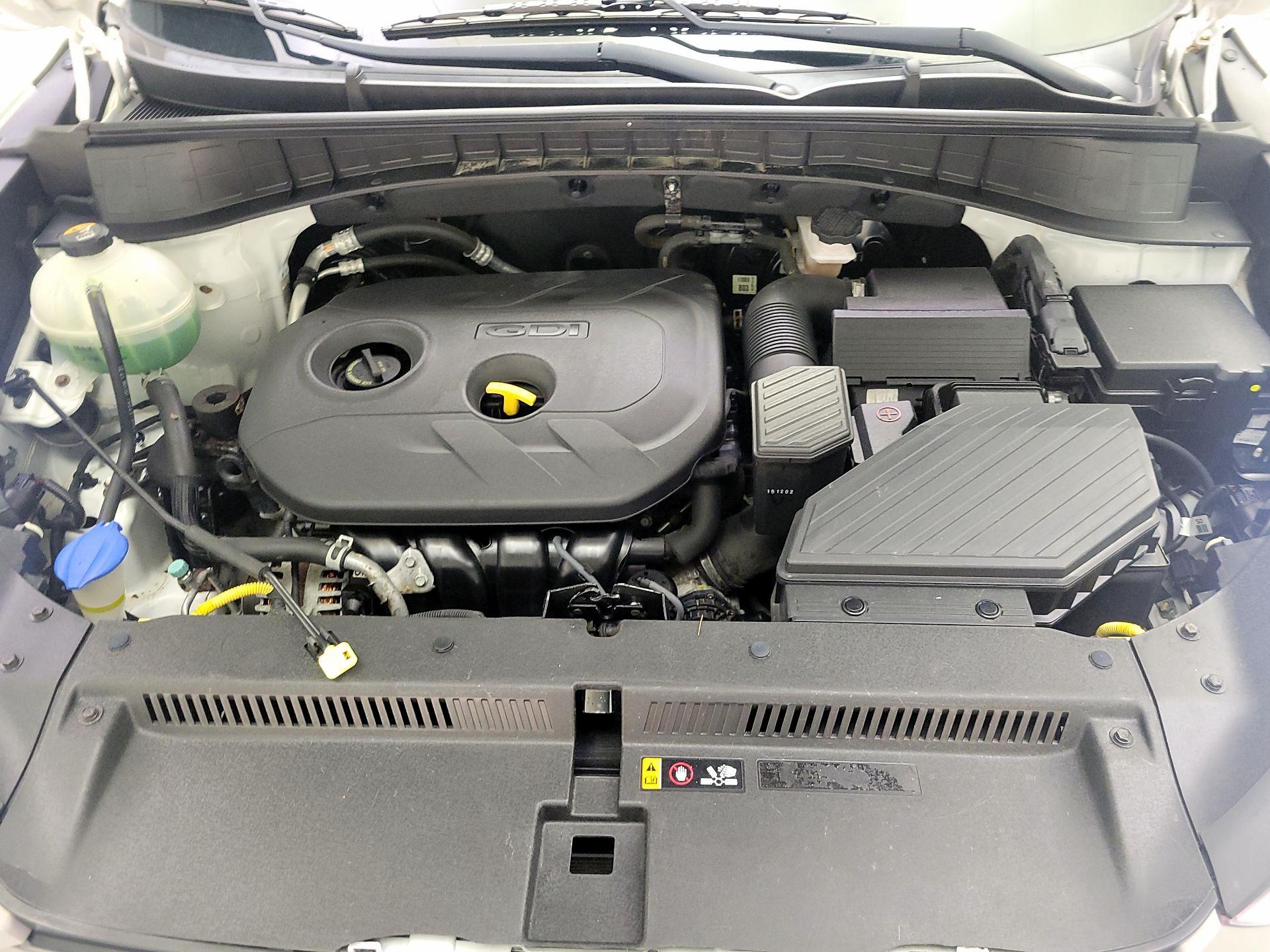 Thumbnail: 2016 Hyundai Tucson - 19