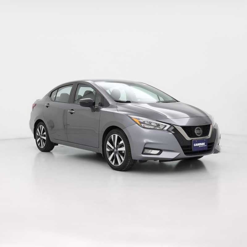 2021 Nissan Versa SR