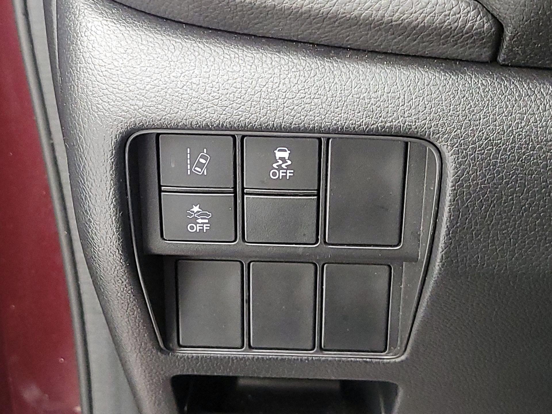 Thumbnail: 2017 Honda CR-V - 11