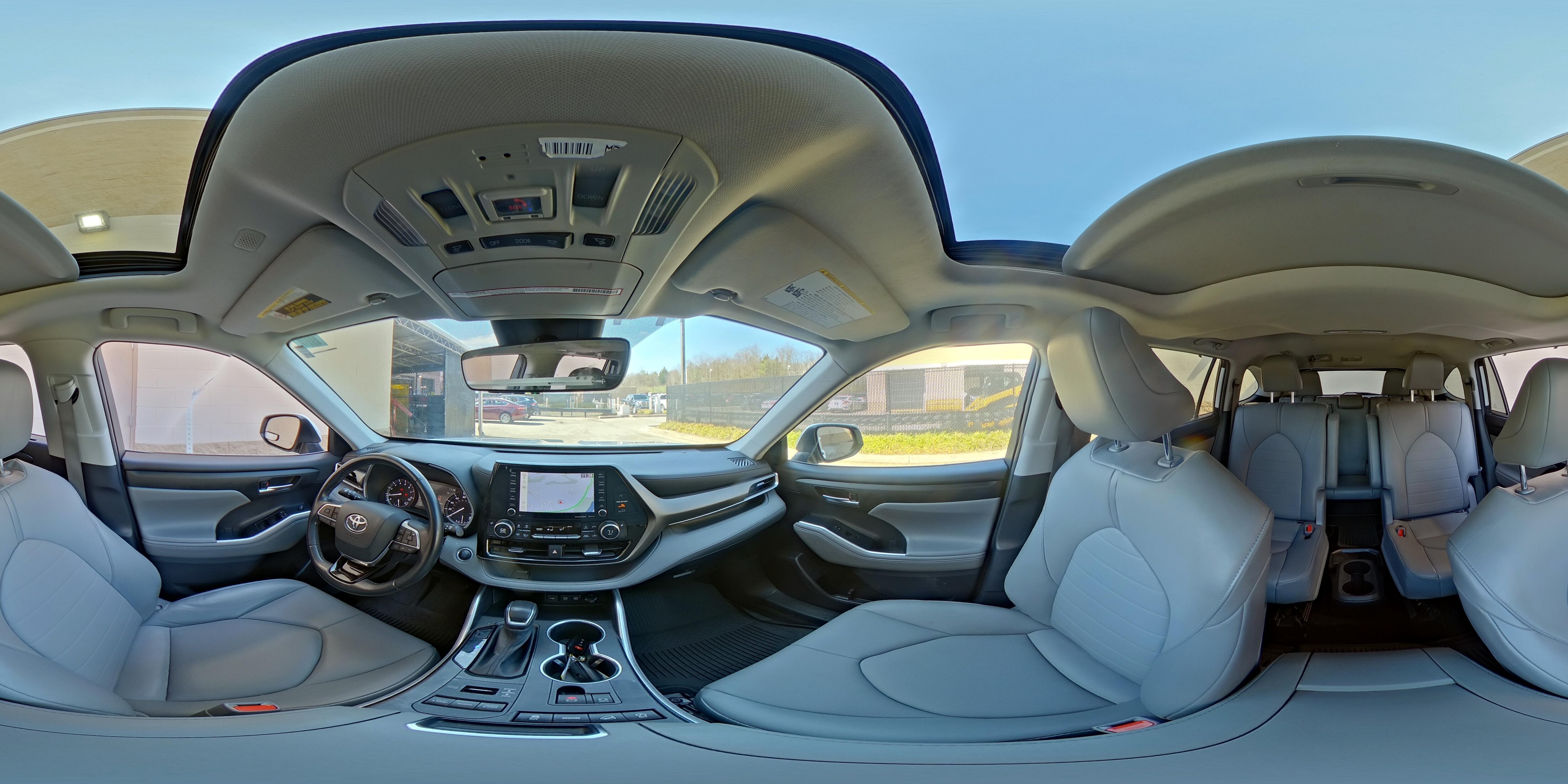 2021 Toyota Highlander XLE - Photo 24