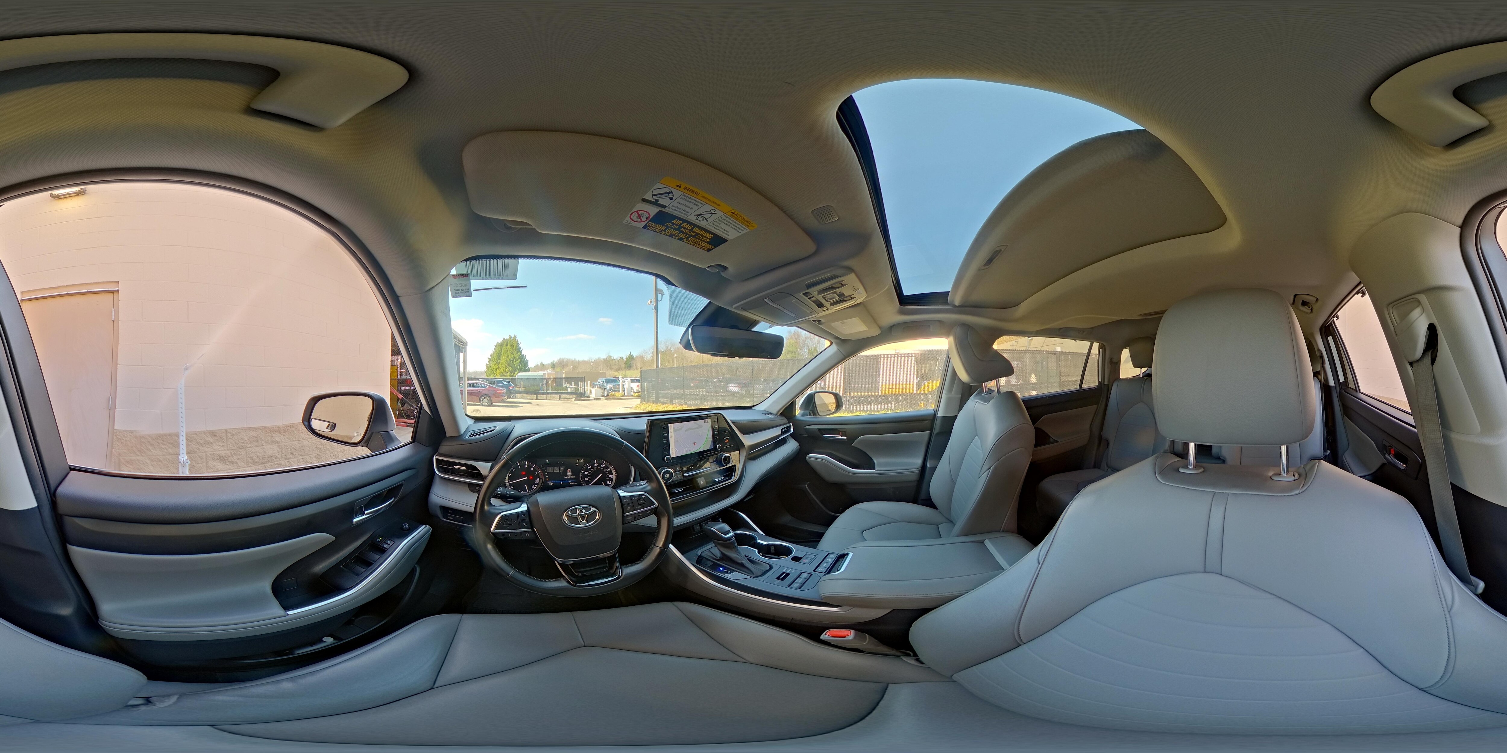 2021 Toyota Highlander XLE - Photo 26