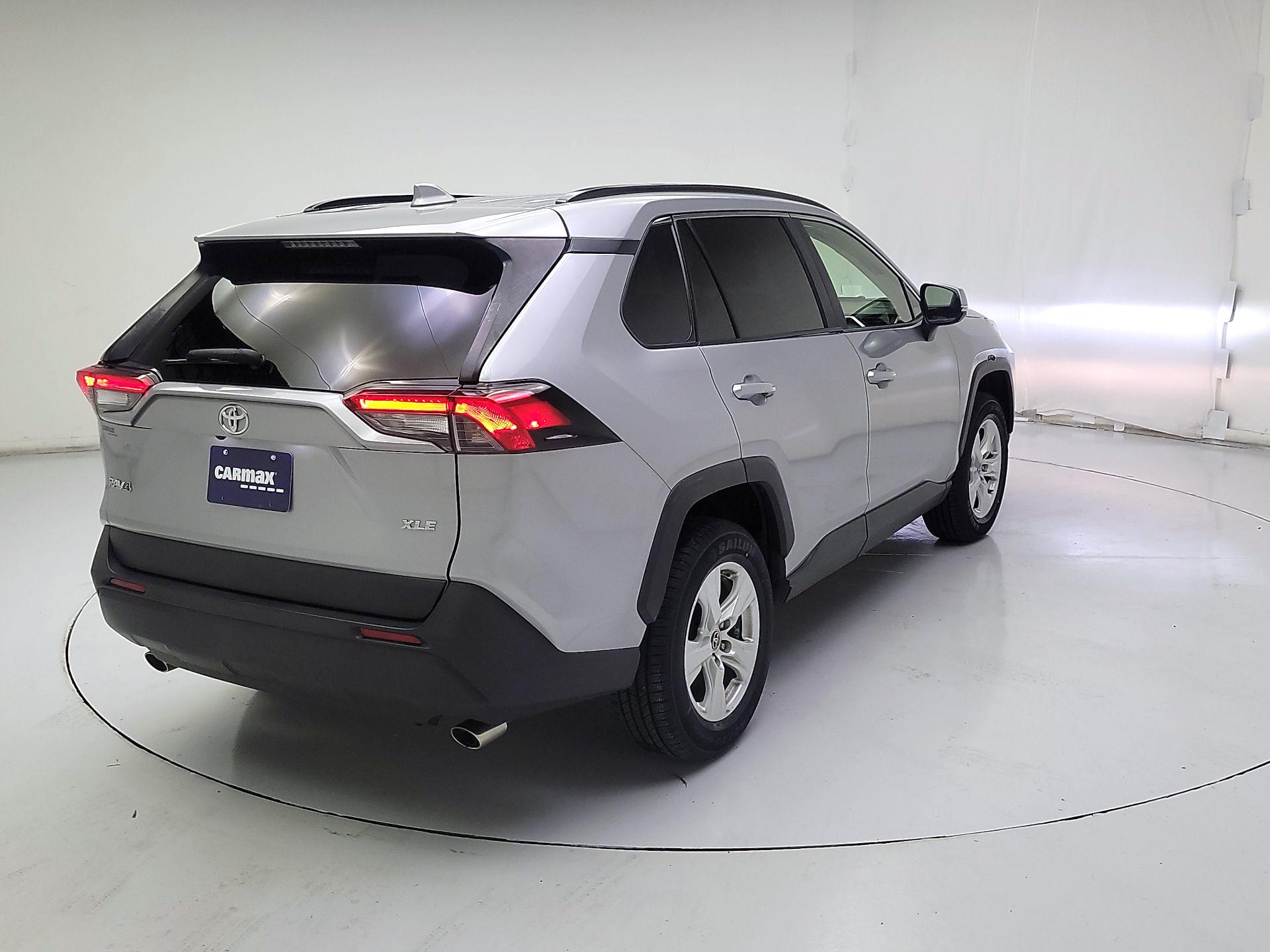 Thumbnail: 2019 Toyota RAV4 - 5