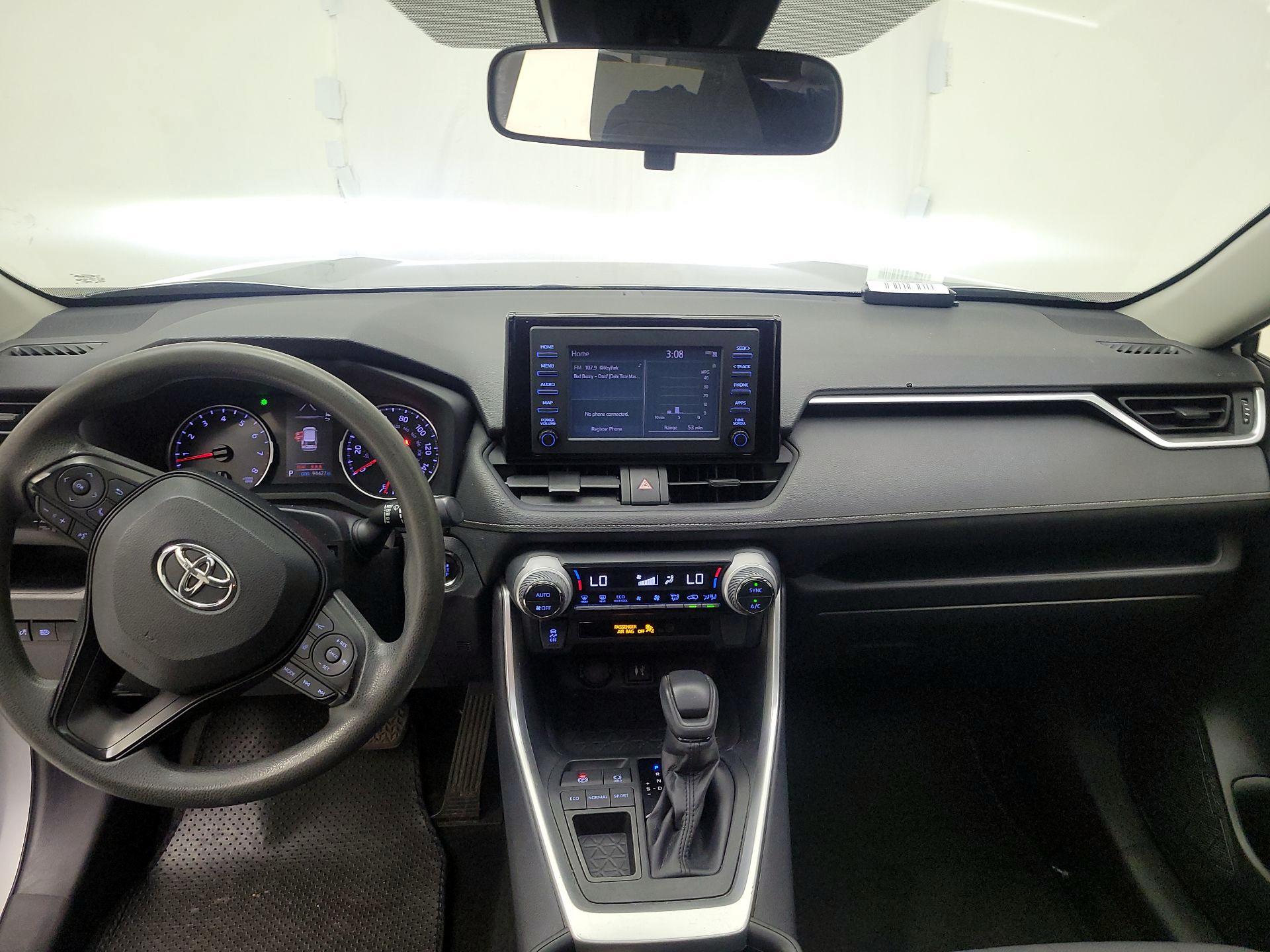 Thumbnail: 2019 Toyota RAV4 - 8