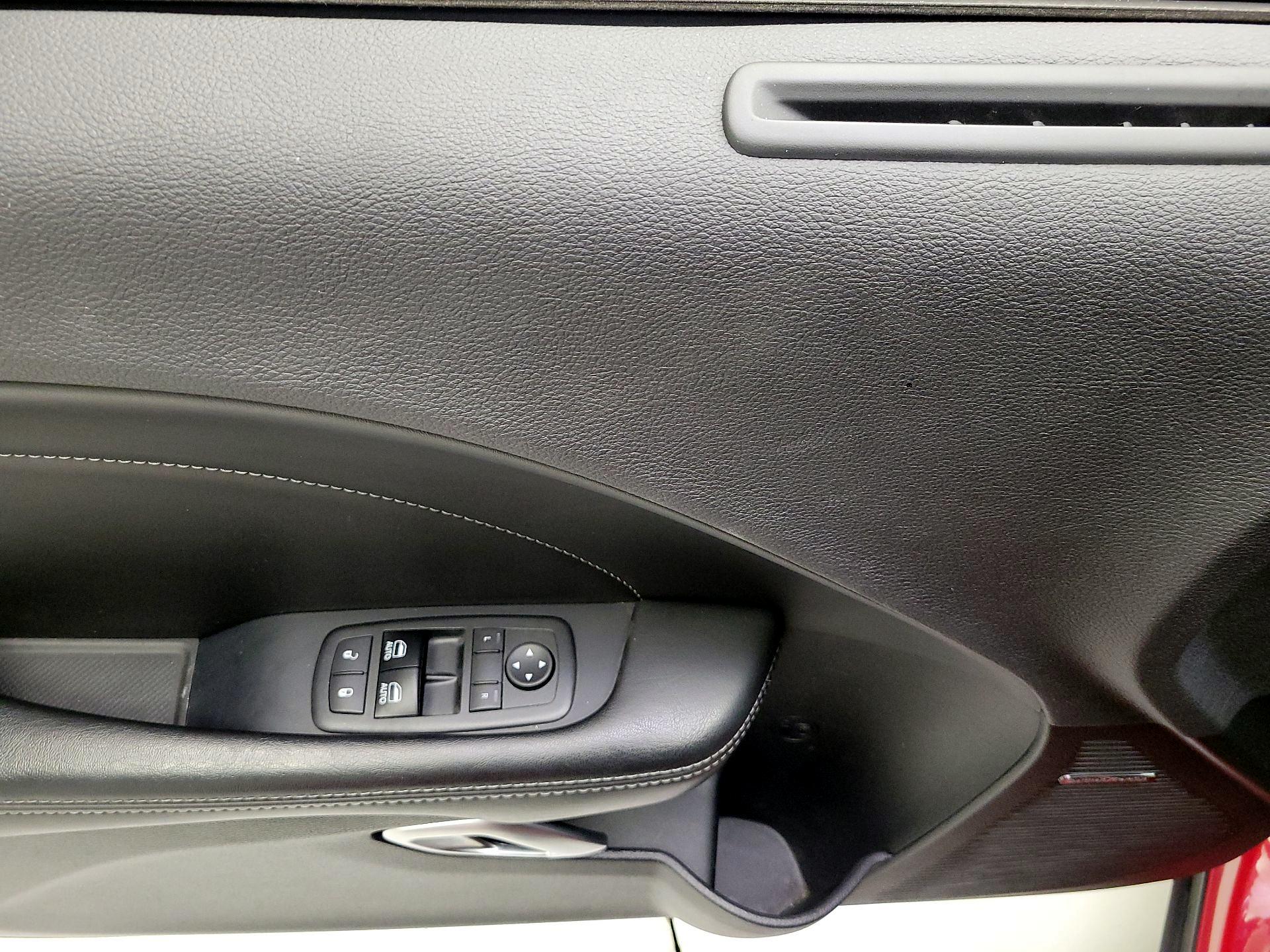 Thumbnail: 2017 Dodge Challenger - 10