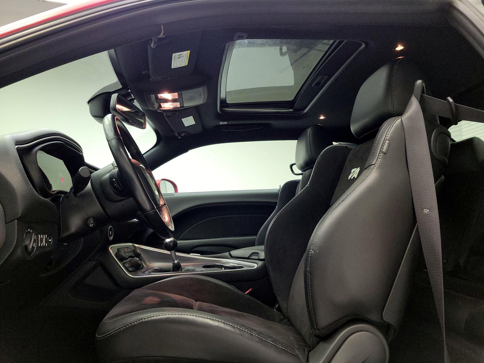 Thumbnail: 2017 Dodge Challenger - 18