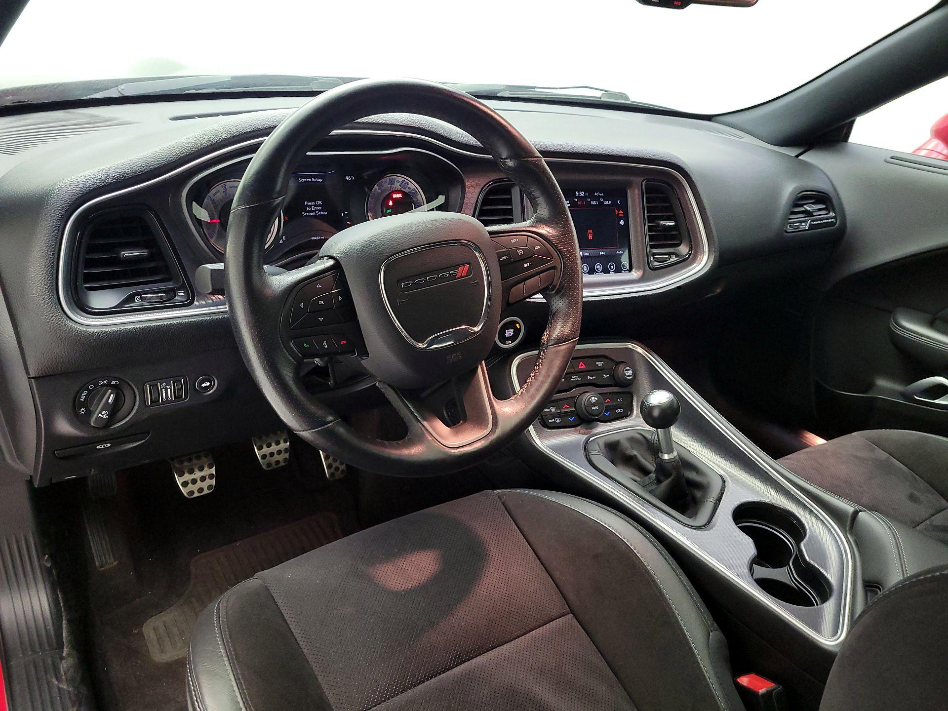 Thumbnail: 2017 Dodge Challenger - 8