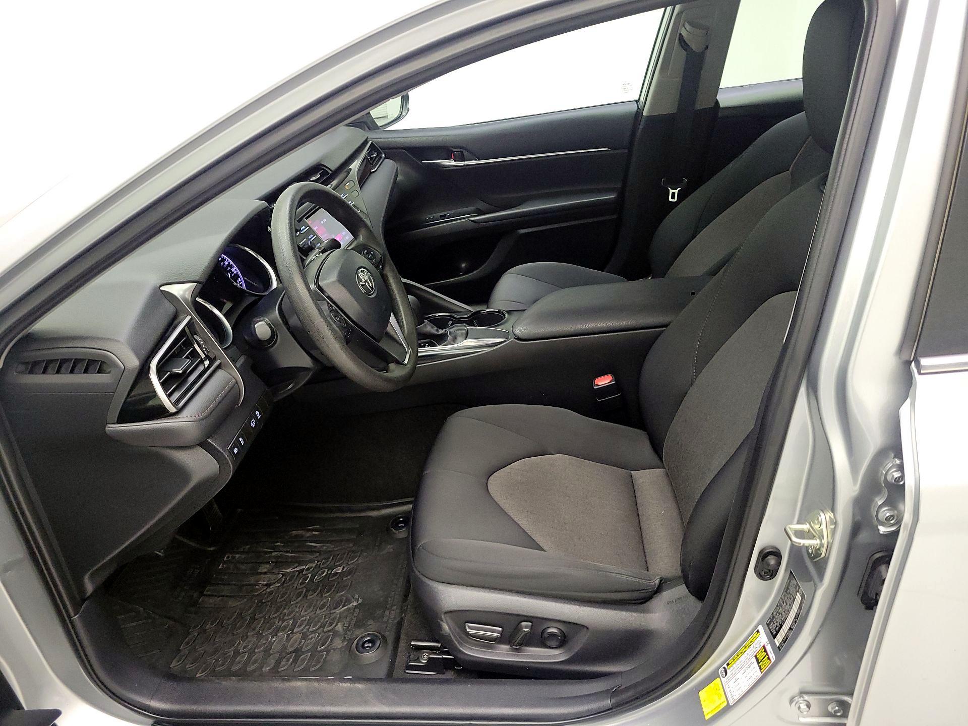 Thumbnail: 2020 Toyota Camry - 9