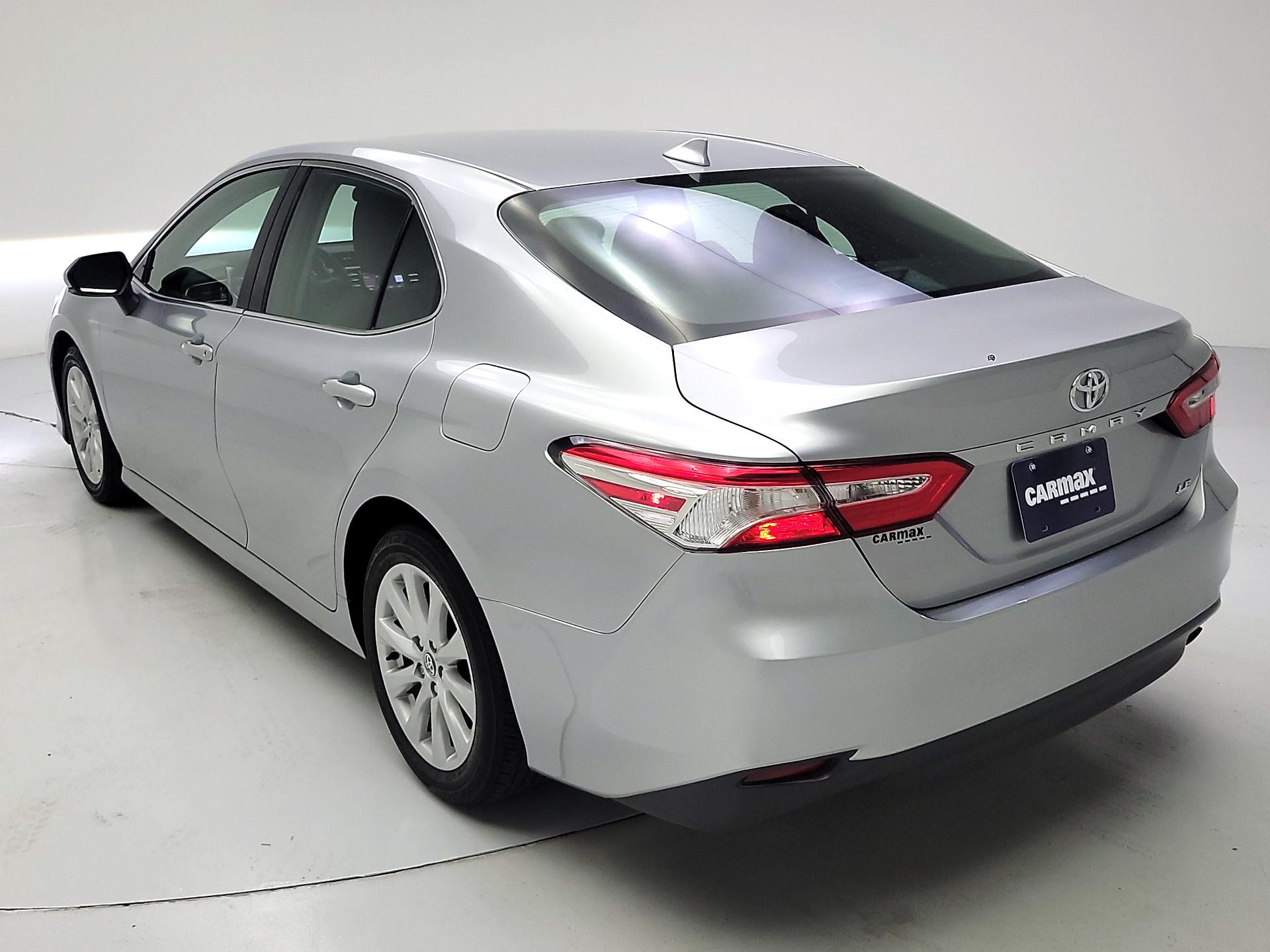 Thumbnail: 2020 Toyota Camry - 7