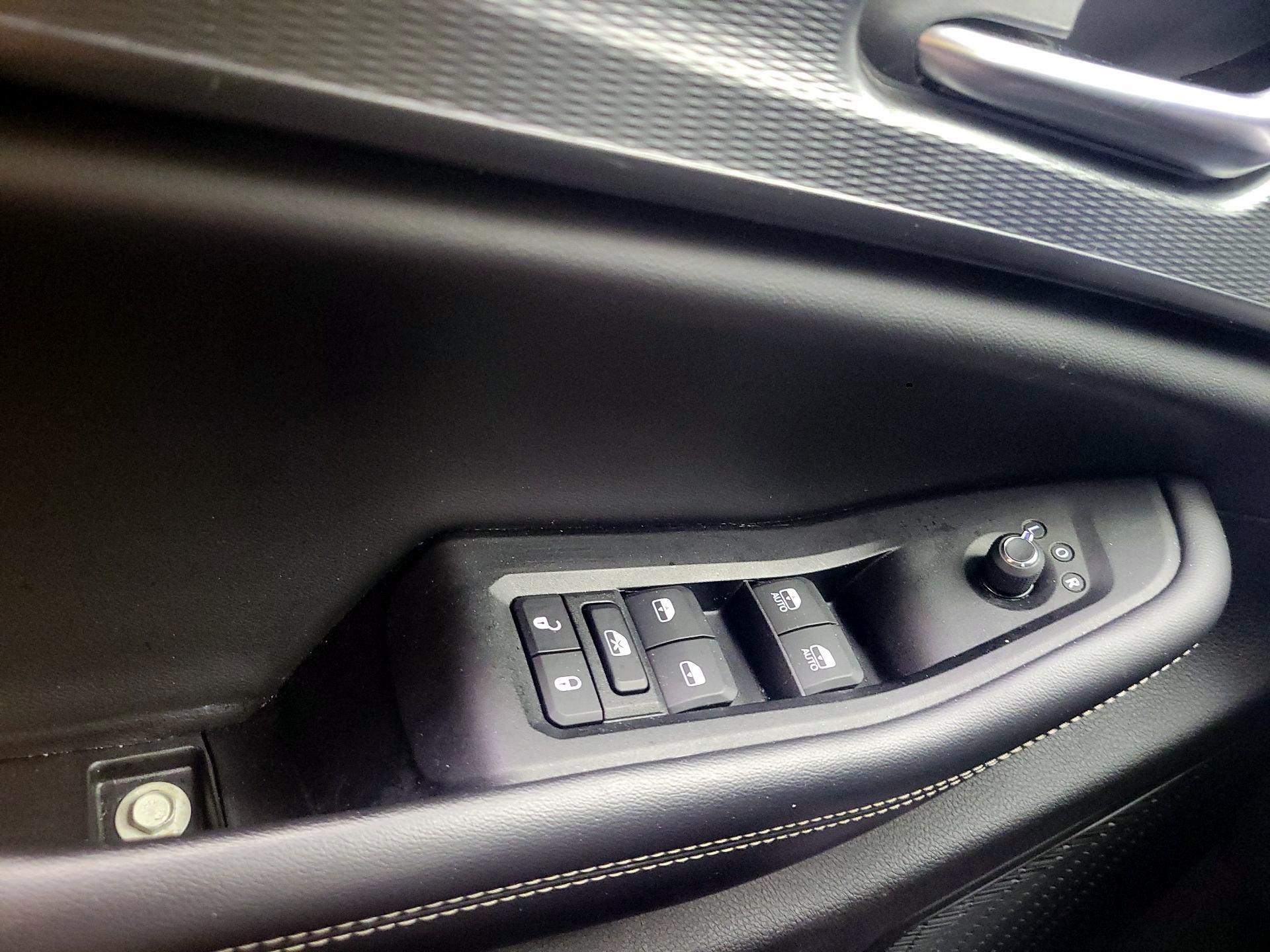 Thumbnail: 2023 Jeep Grand Cherokee L - 10