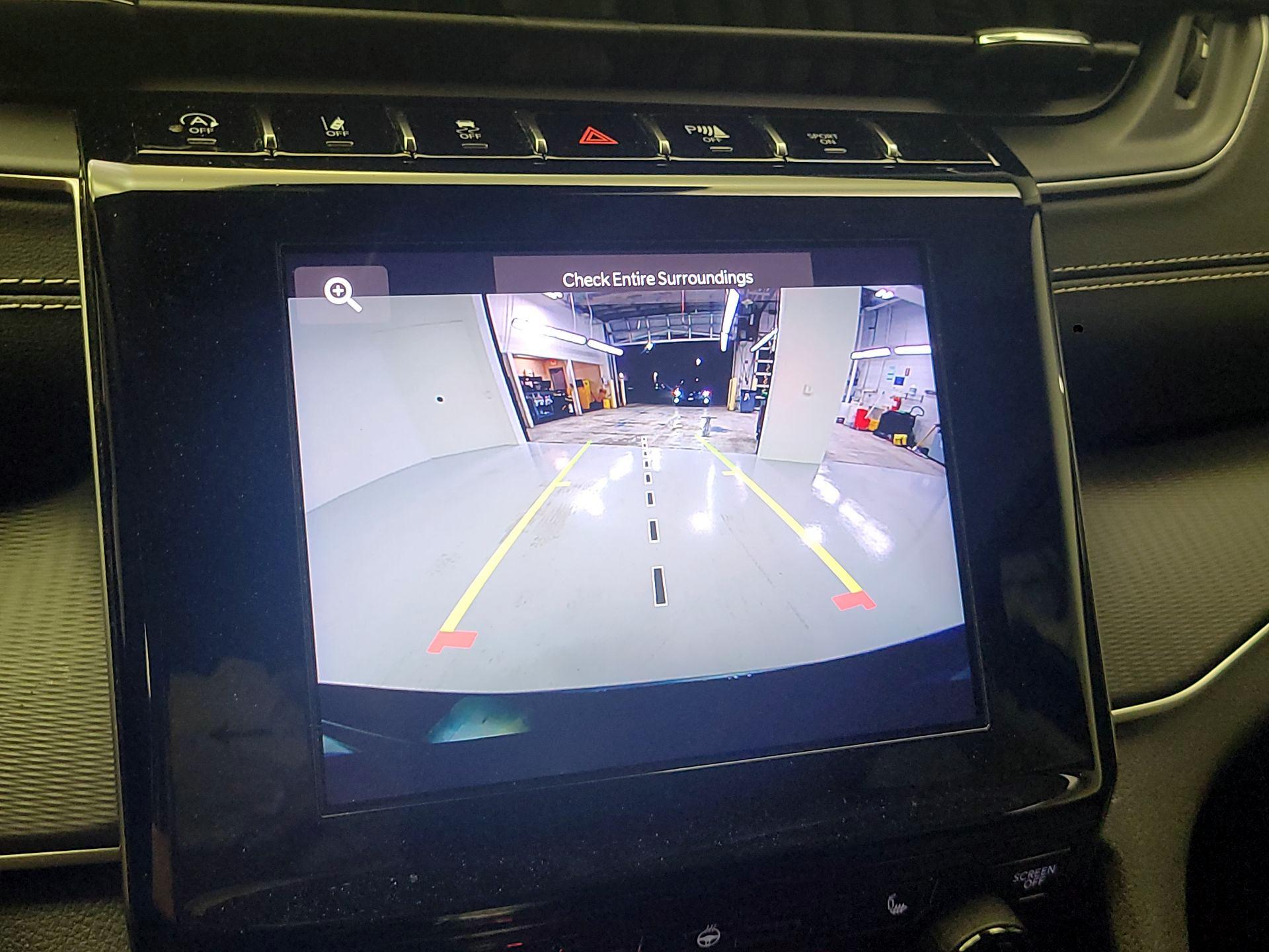 Thumbnail: 2023 Jeep Grand Cherokee L - 12