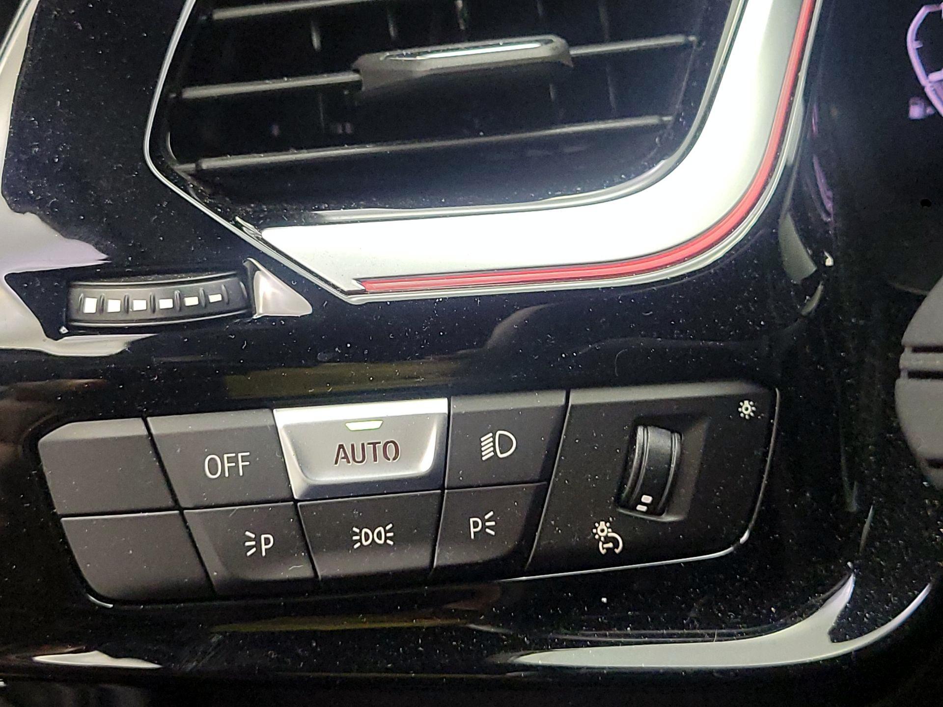 Thumbnail: 2022 BMW Z4 - 11