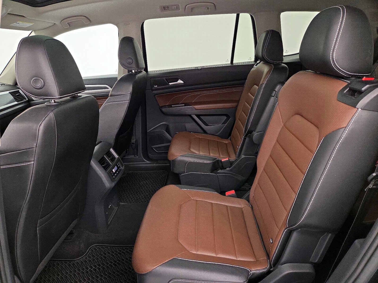 2021 Volkswagen Atlas SEL Premium R-Line - Photo 22