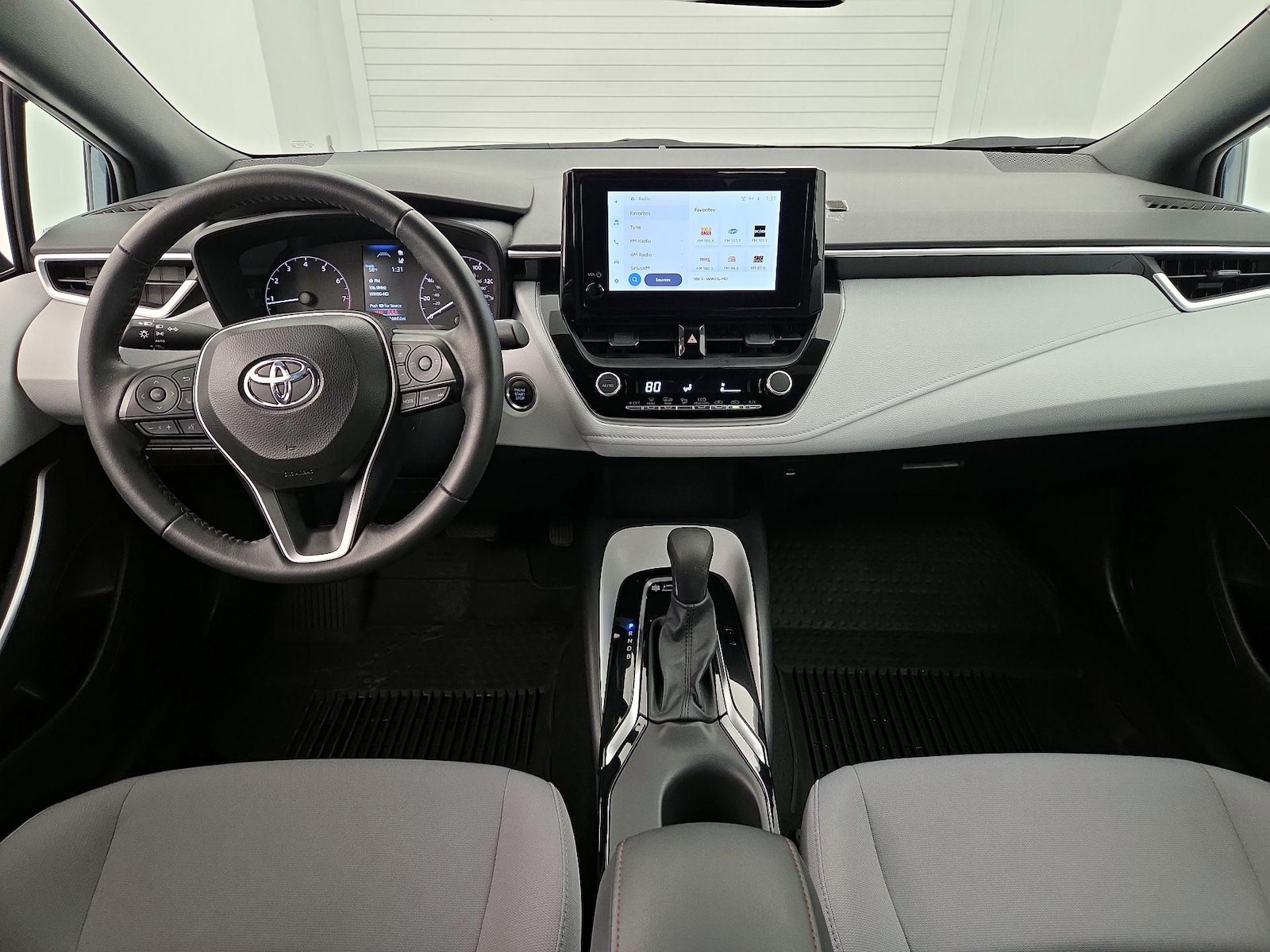 2024 Toyota Corolla SE - Photo 10