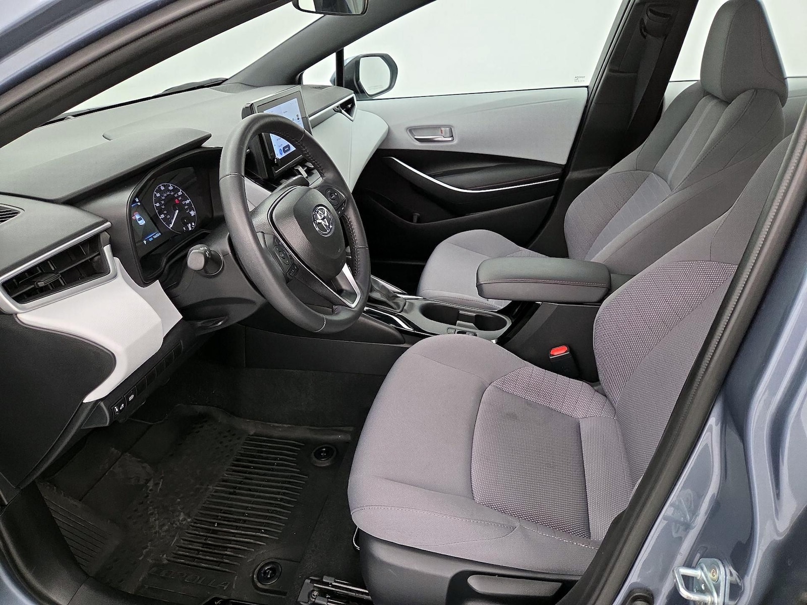 2024 Toyota Corolla SE - Photo 12