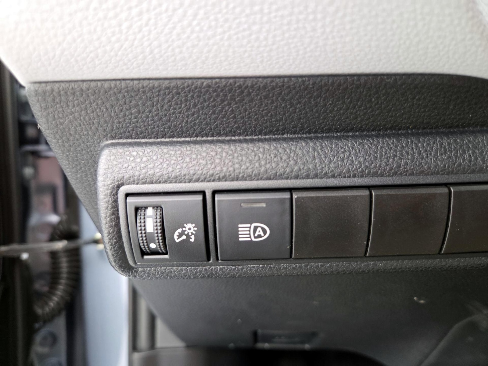 2024 Toyota Corolla SE - Photo 14