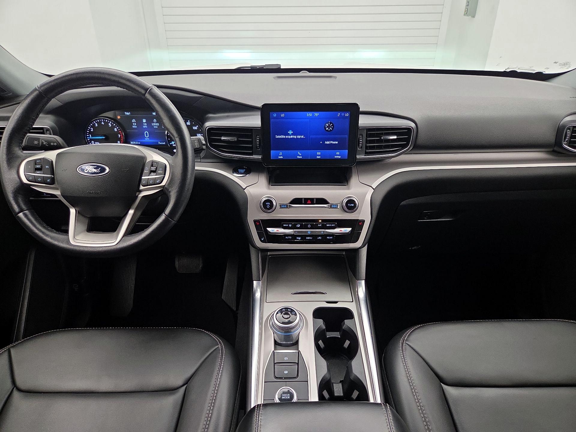 Thumbnail: 2023 Ford Explorer - 9