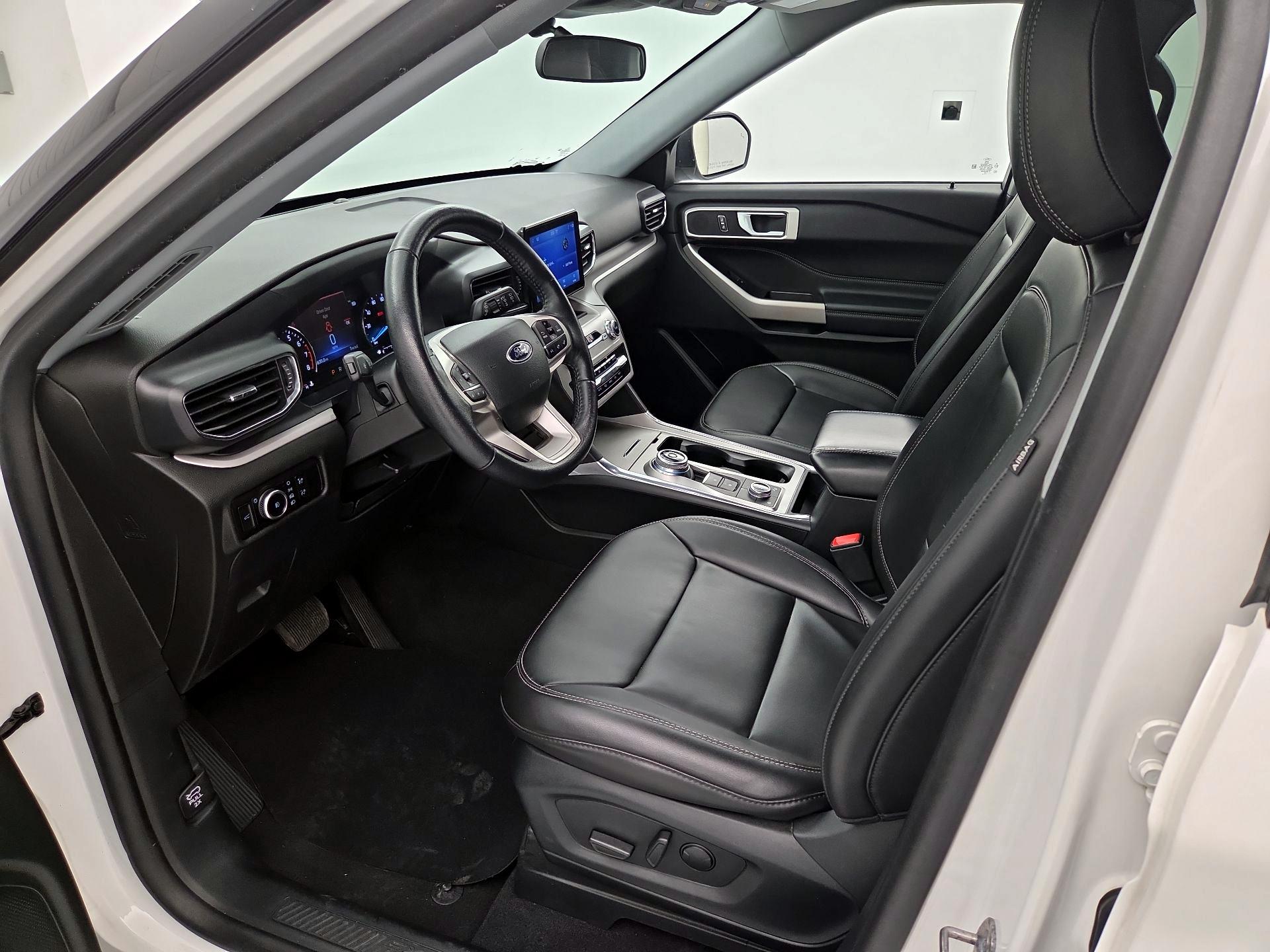 Thumbnail: 2023 Ford Explorer - 11