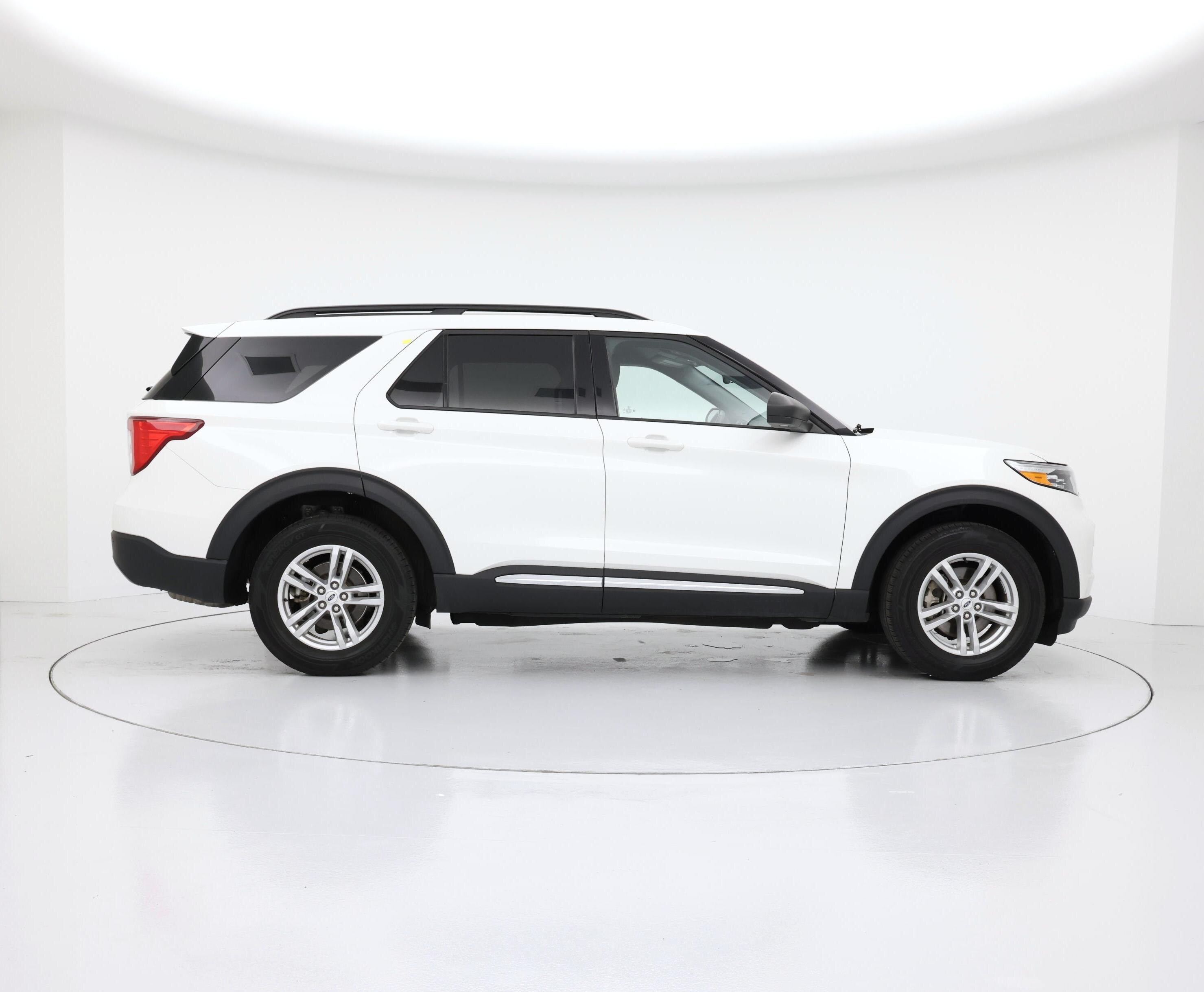 Thumbnail: 2023 Ford Explorer - 7