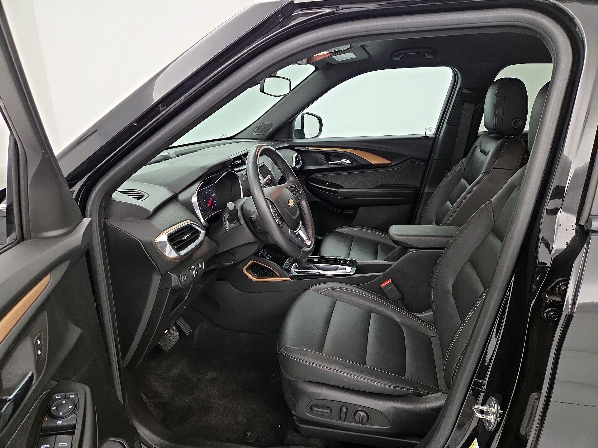 Thumbnail: 2023 Chevrolet TrailBlazer - 11
