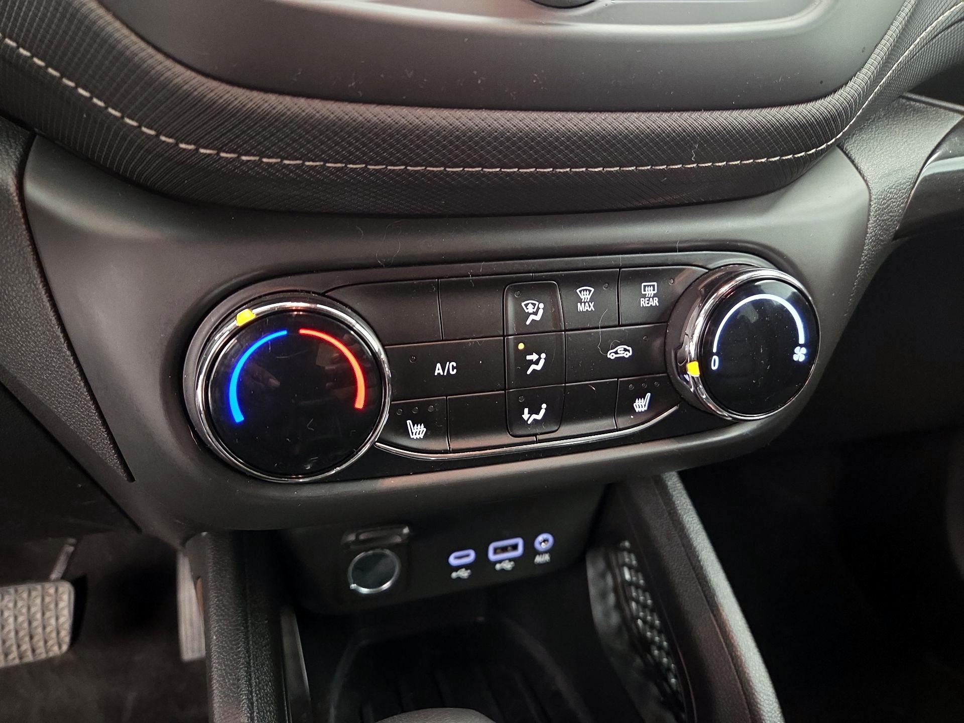 Thumbnail: 2023 Chevrolet TrailBlazer - 16