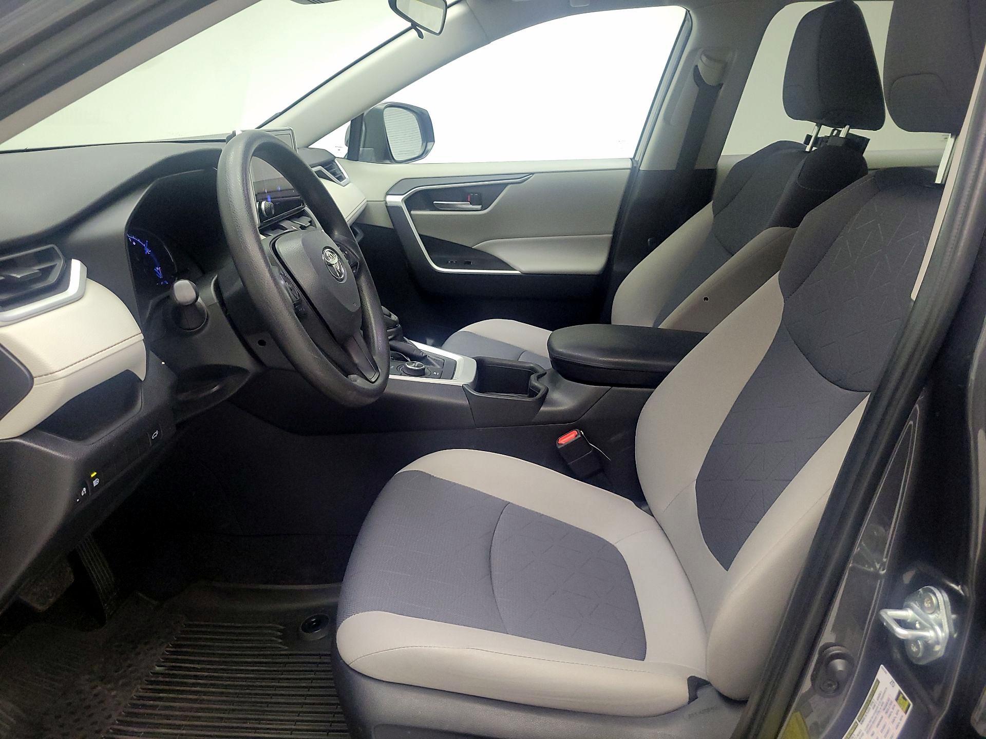 Thumbnail: 2024 Toyota RAV4 - 9