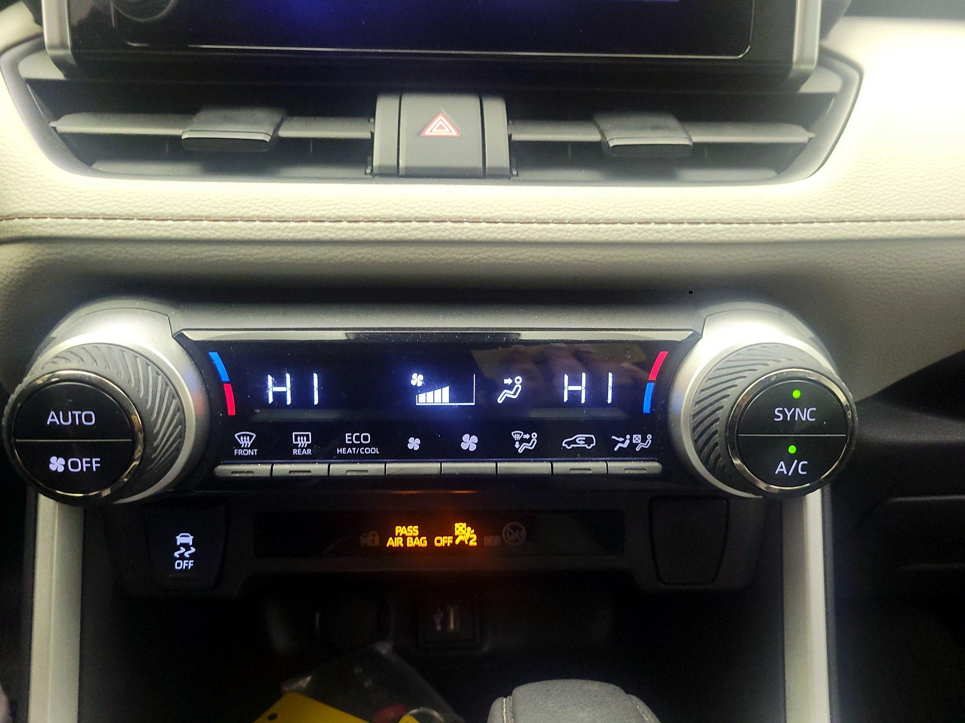 Thumbnail: 2024 Toyota RAV4 - 15