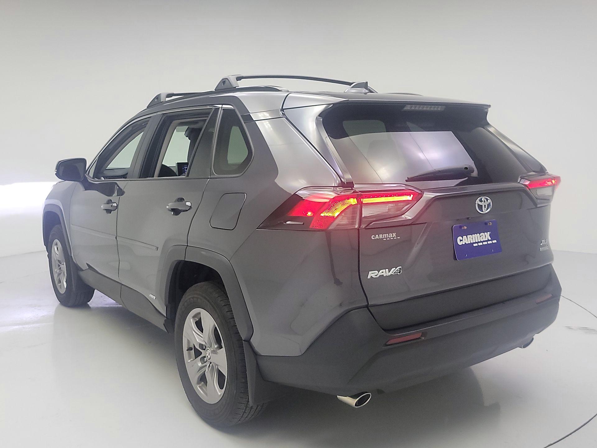 Thumbnail: 2024 Toyota RAV4 - 7