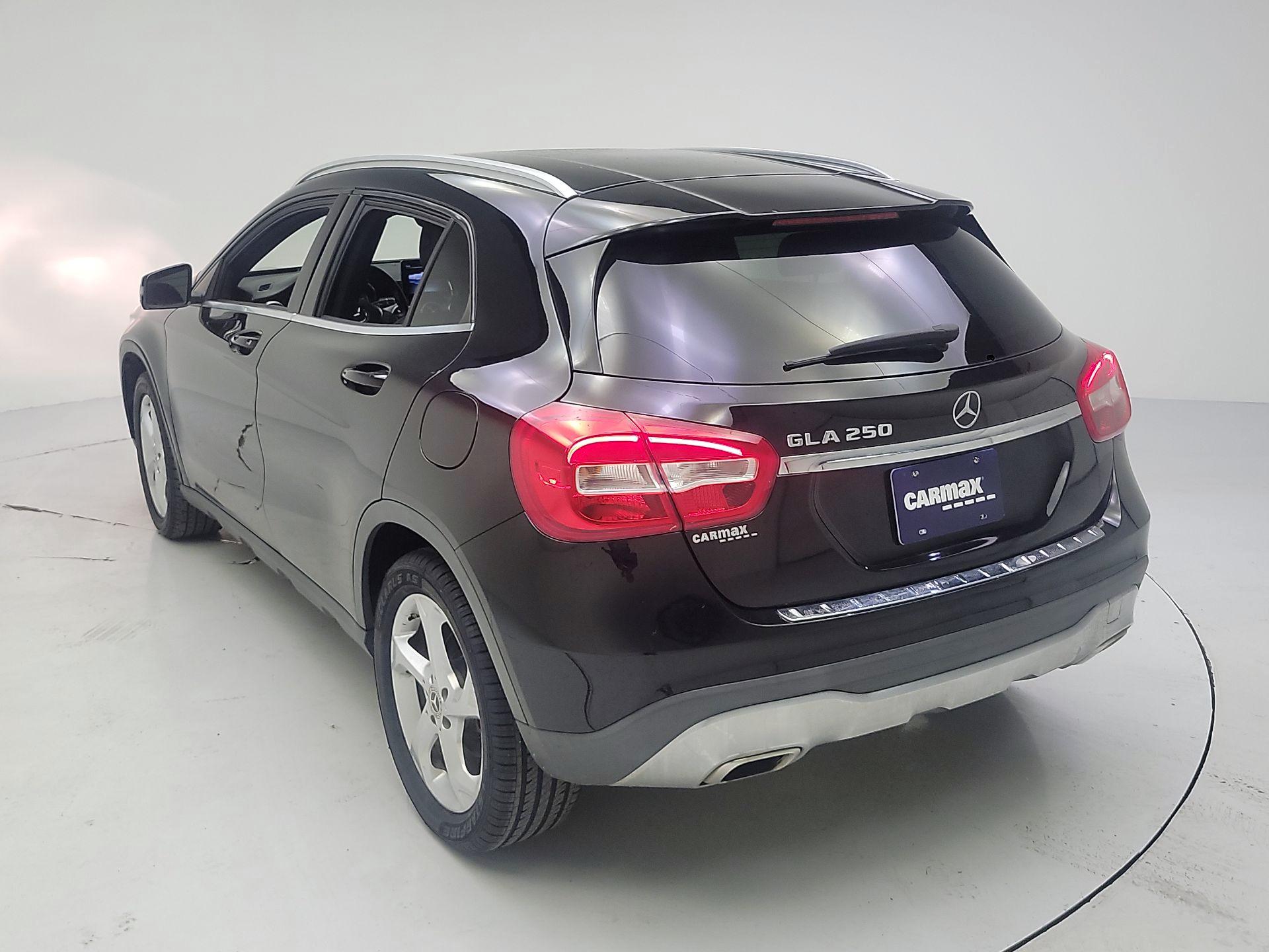 Thumbnail: 2020 Mercedes-Benz GLA - 7