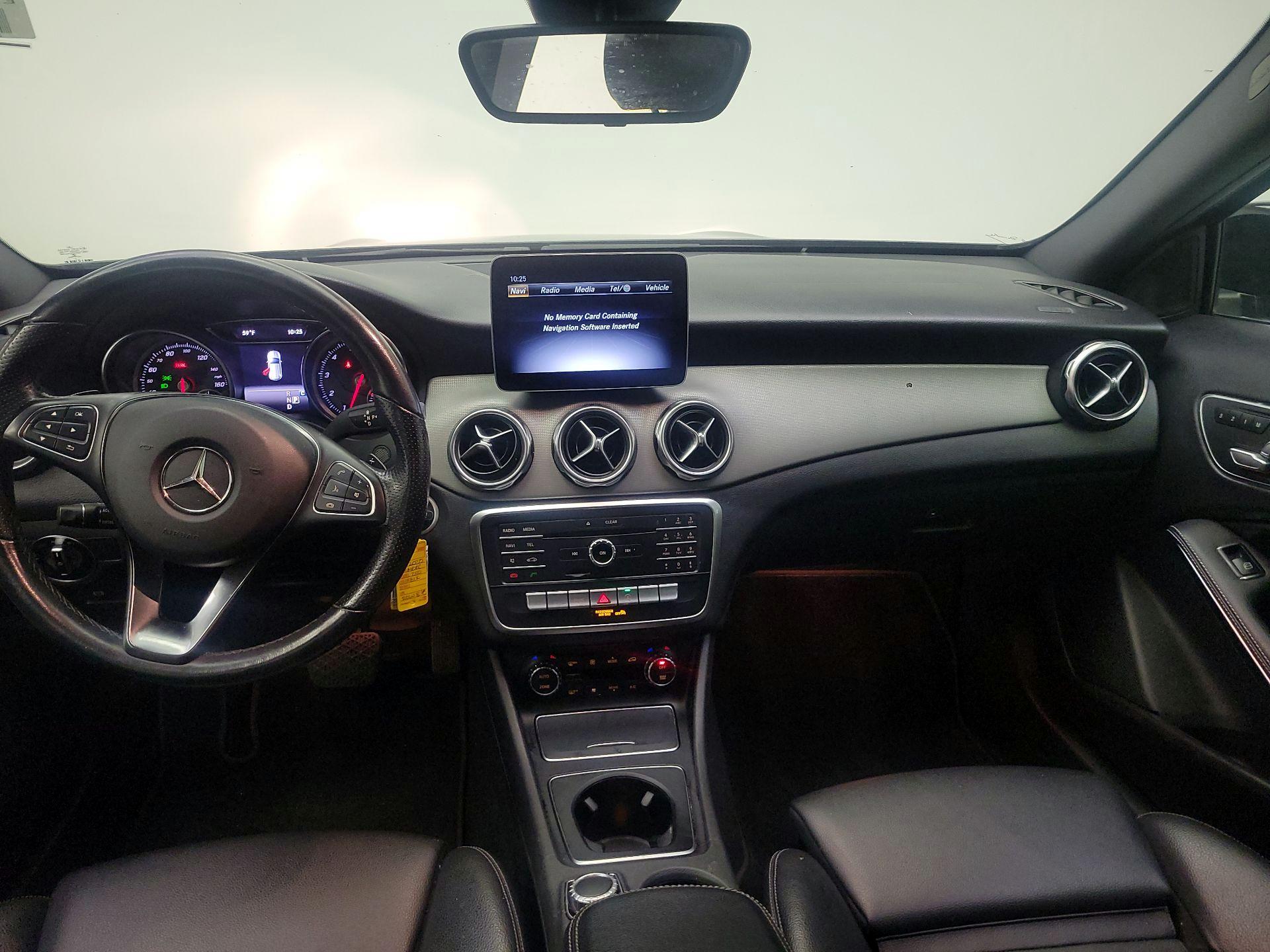 Thumbnail: 2020 Mercedes-Benz GLA - 8