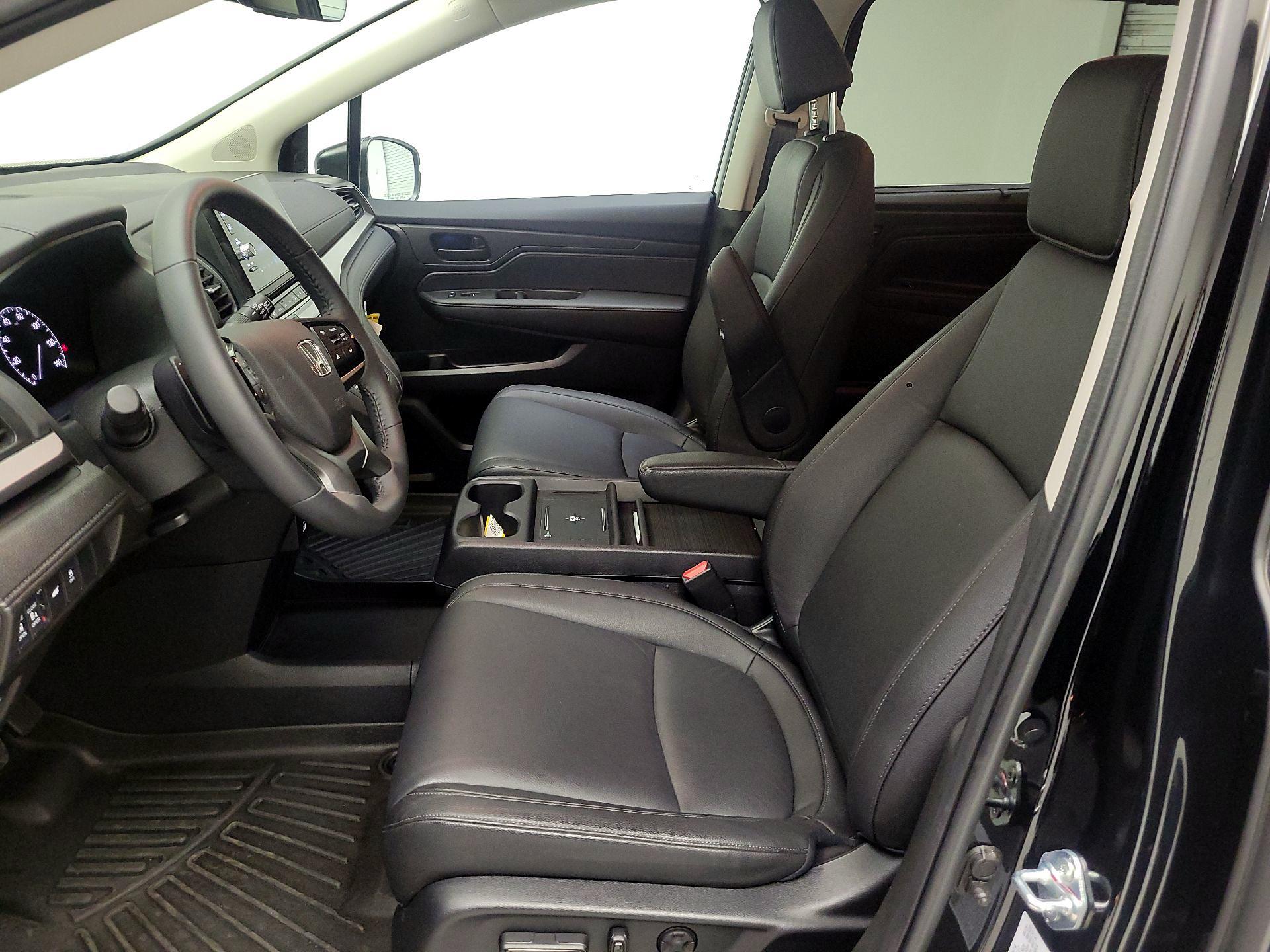 Thumbnail: 2026 Honda Odyssey - 9