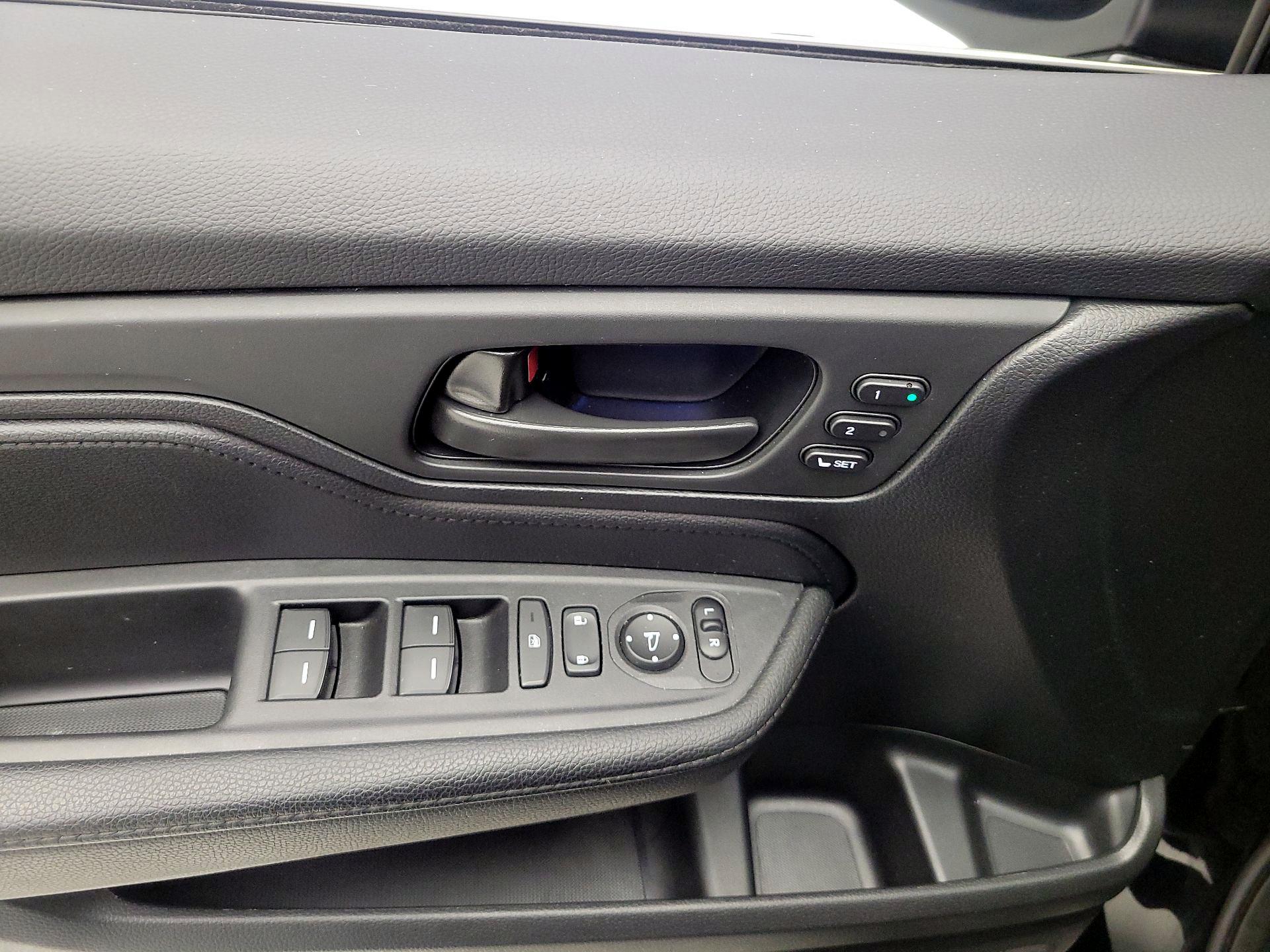 Thumbnail: 2026 Honda Odyssey - 10