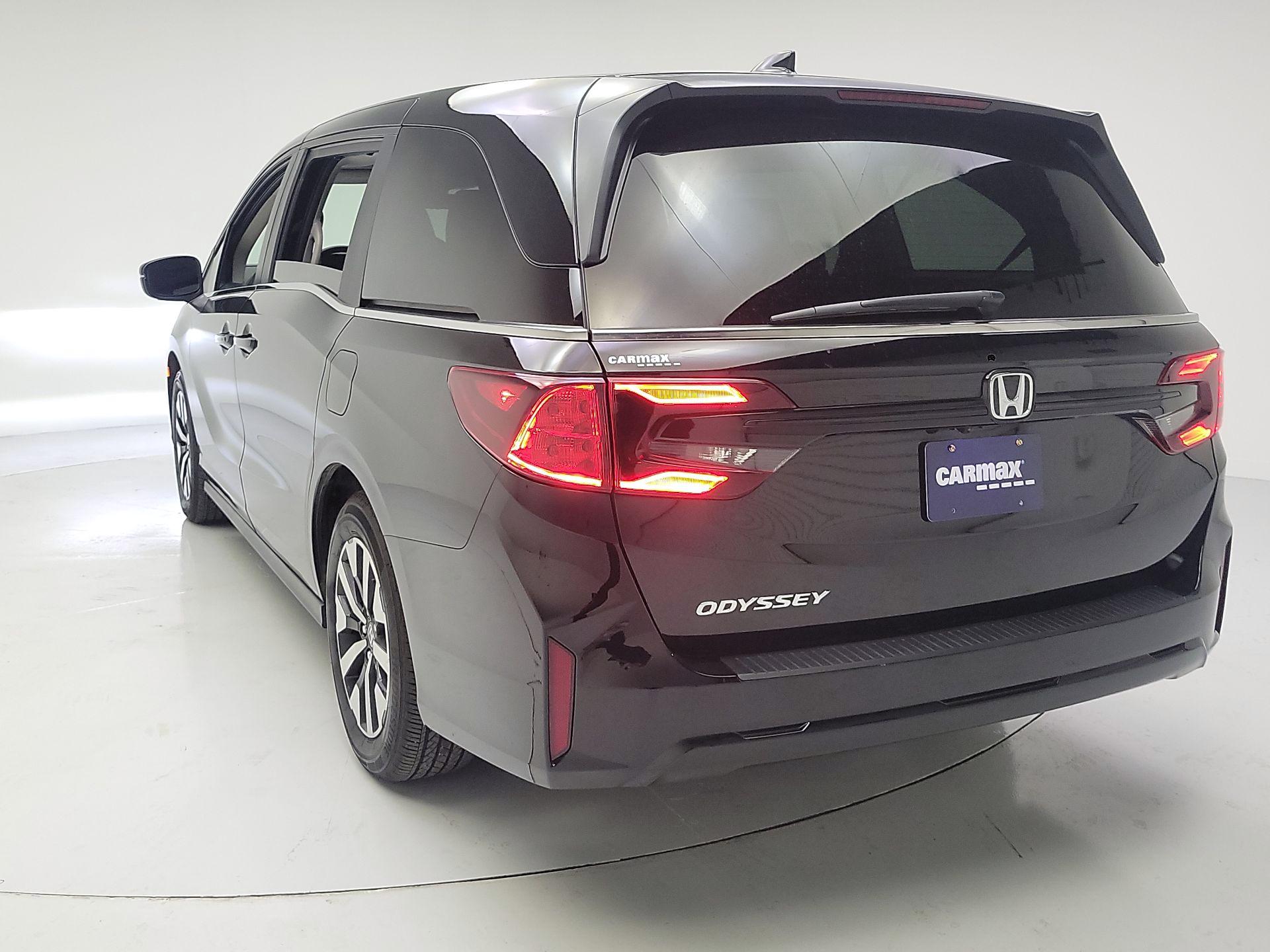 Thumbnail: 2026 Honda Odyssey - 7