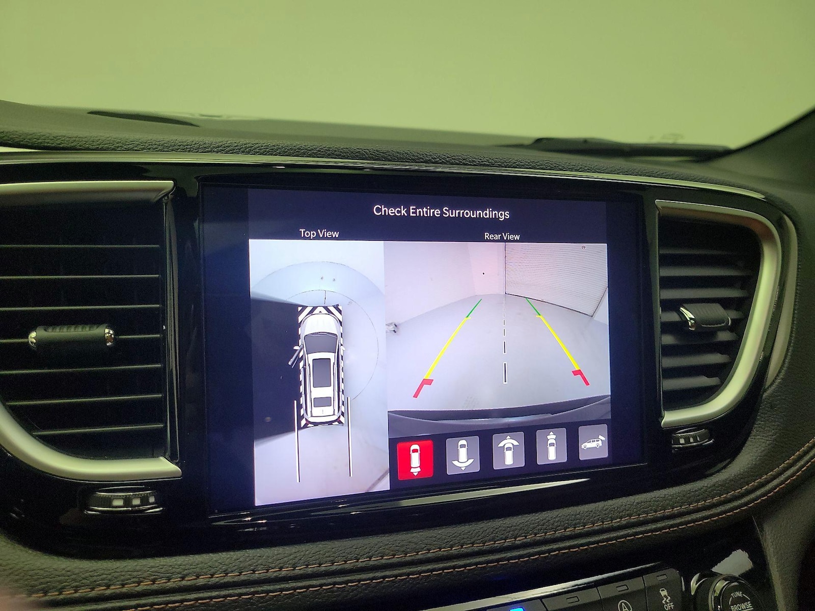 2024 Chrysler Pacifica Pinnacle - Photo 14