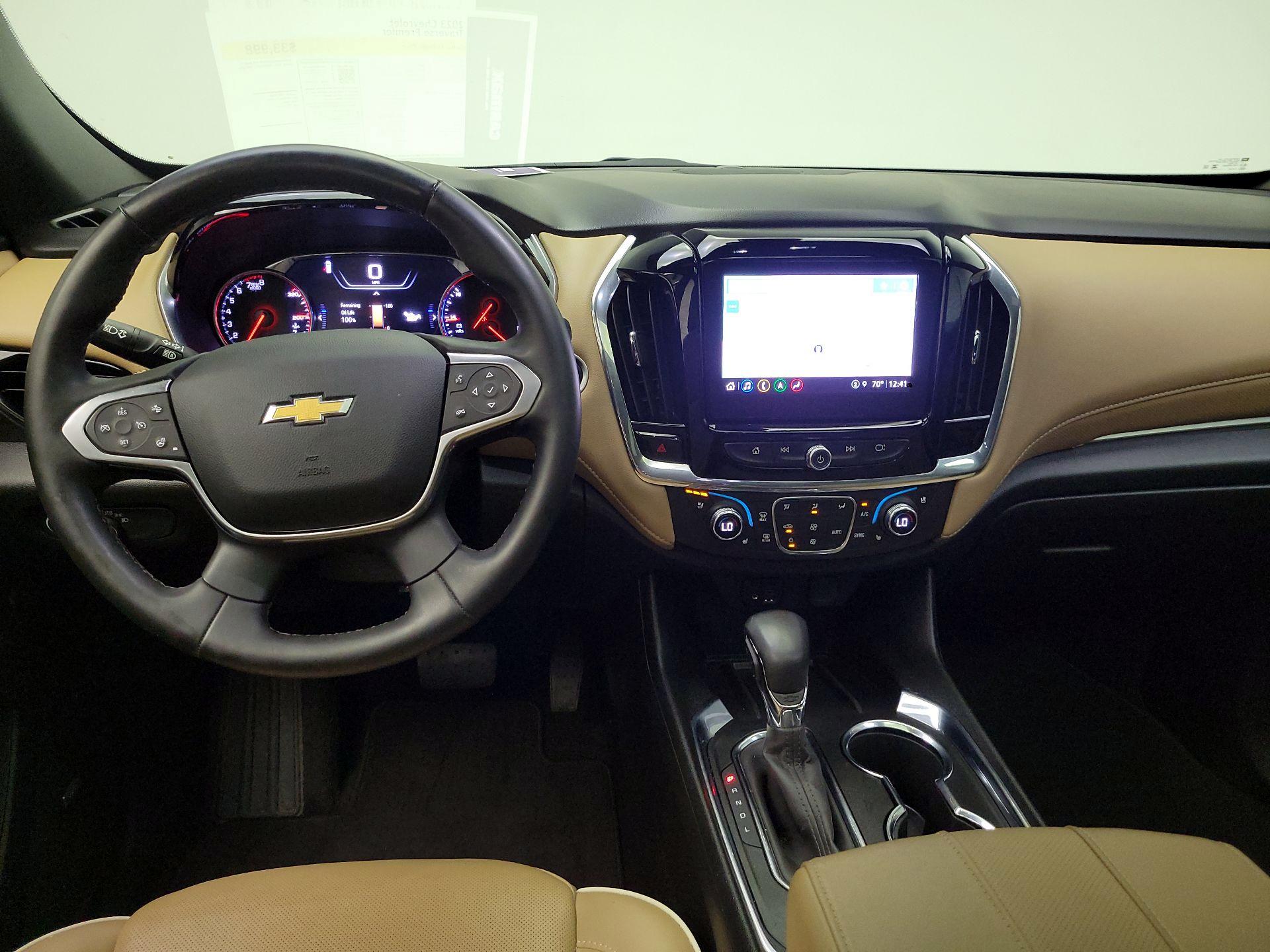 Thumbnail: 2023 Chevrolet Traverse - 9
