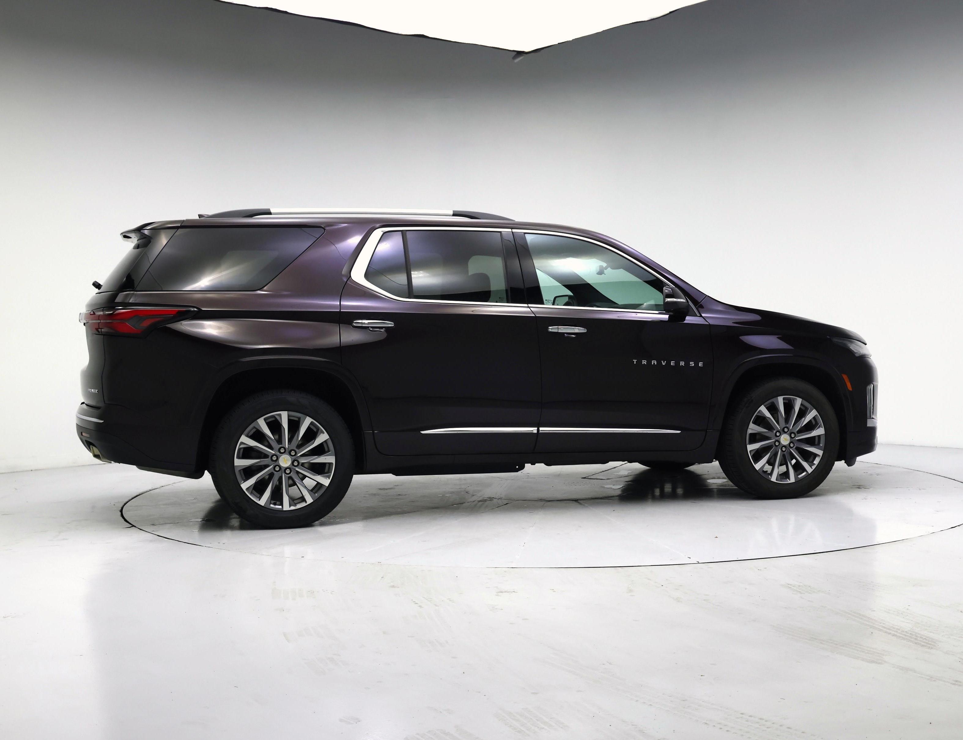 Thumbnail: 2023 Chevrolet Traverse - 7