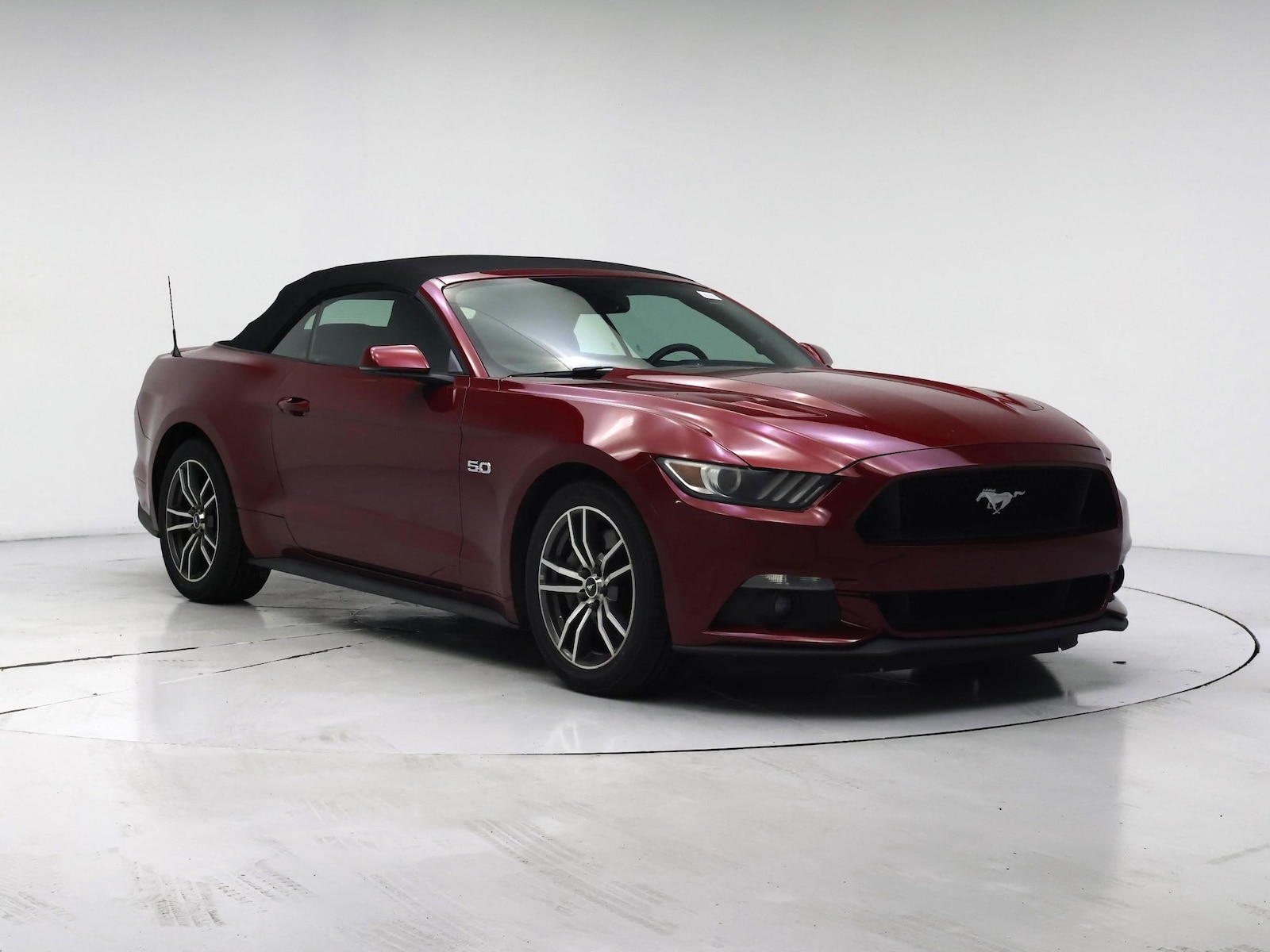 2017 Ford Mustang GT Premium - Photo 2