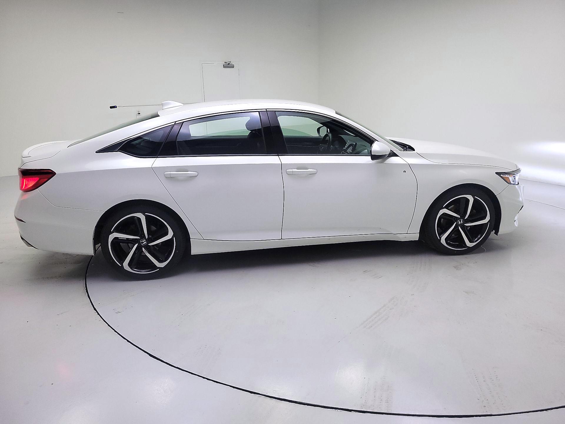 Thumbnail: 2019 Honda Accord - 4